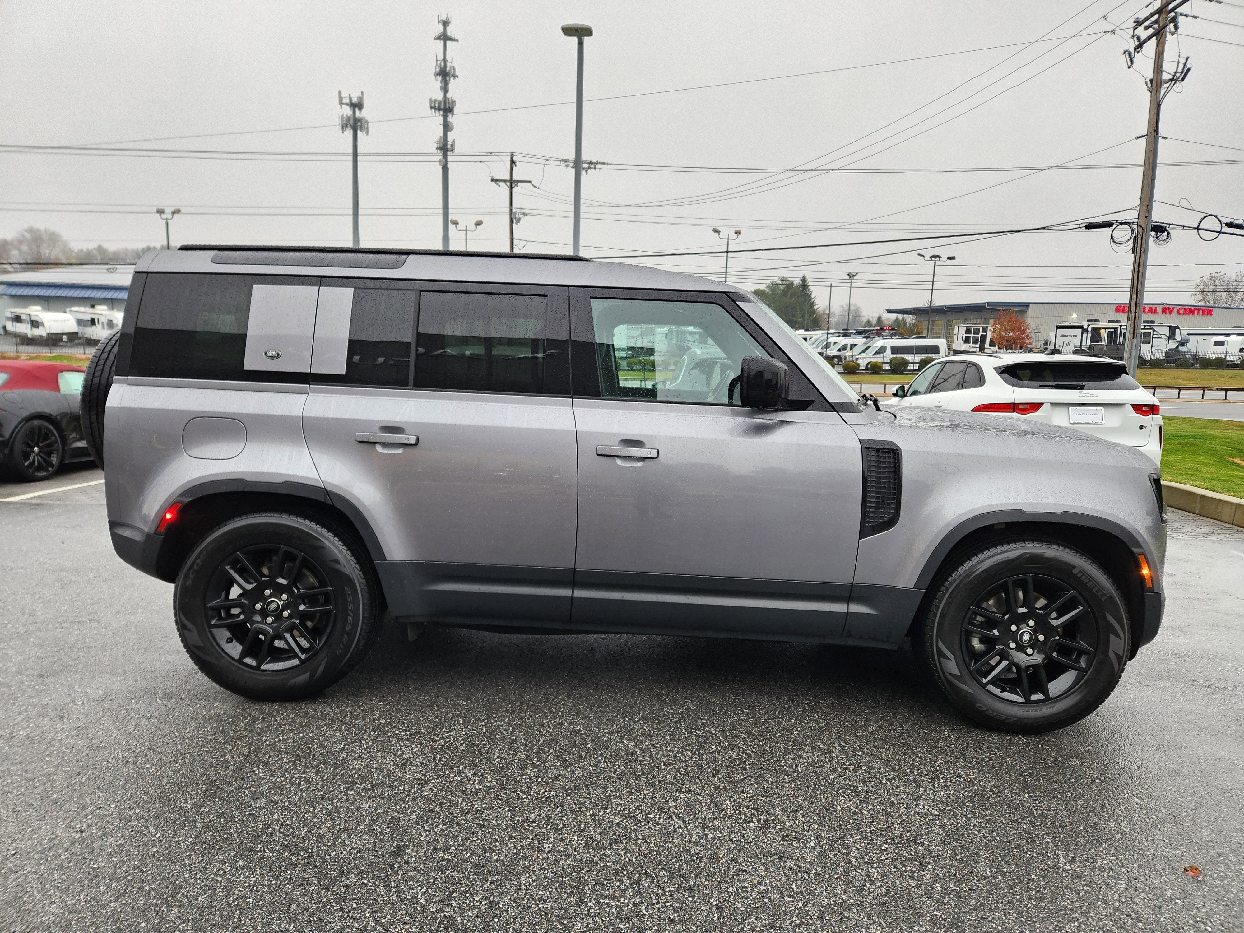 2024 Land Rover Defender 110 S