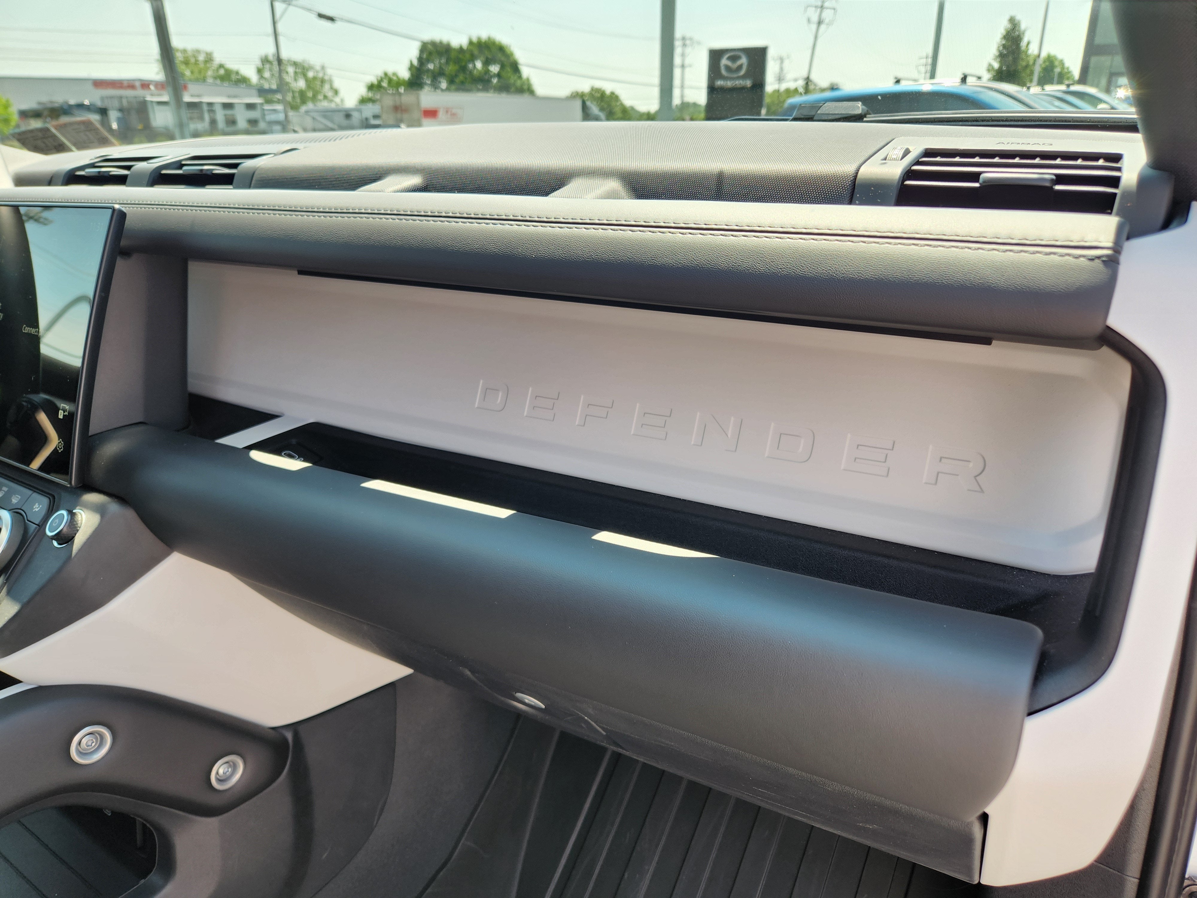 2026 Land Rover Defender 110 S
