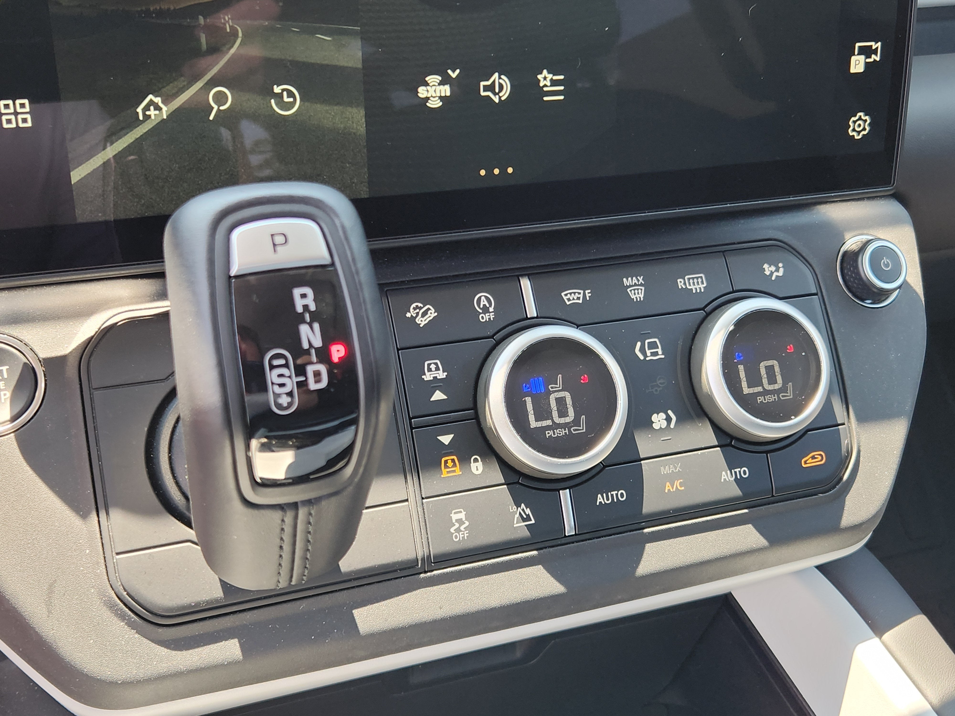 2026 Land Rover Defender 110 S