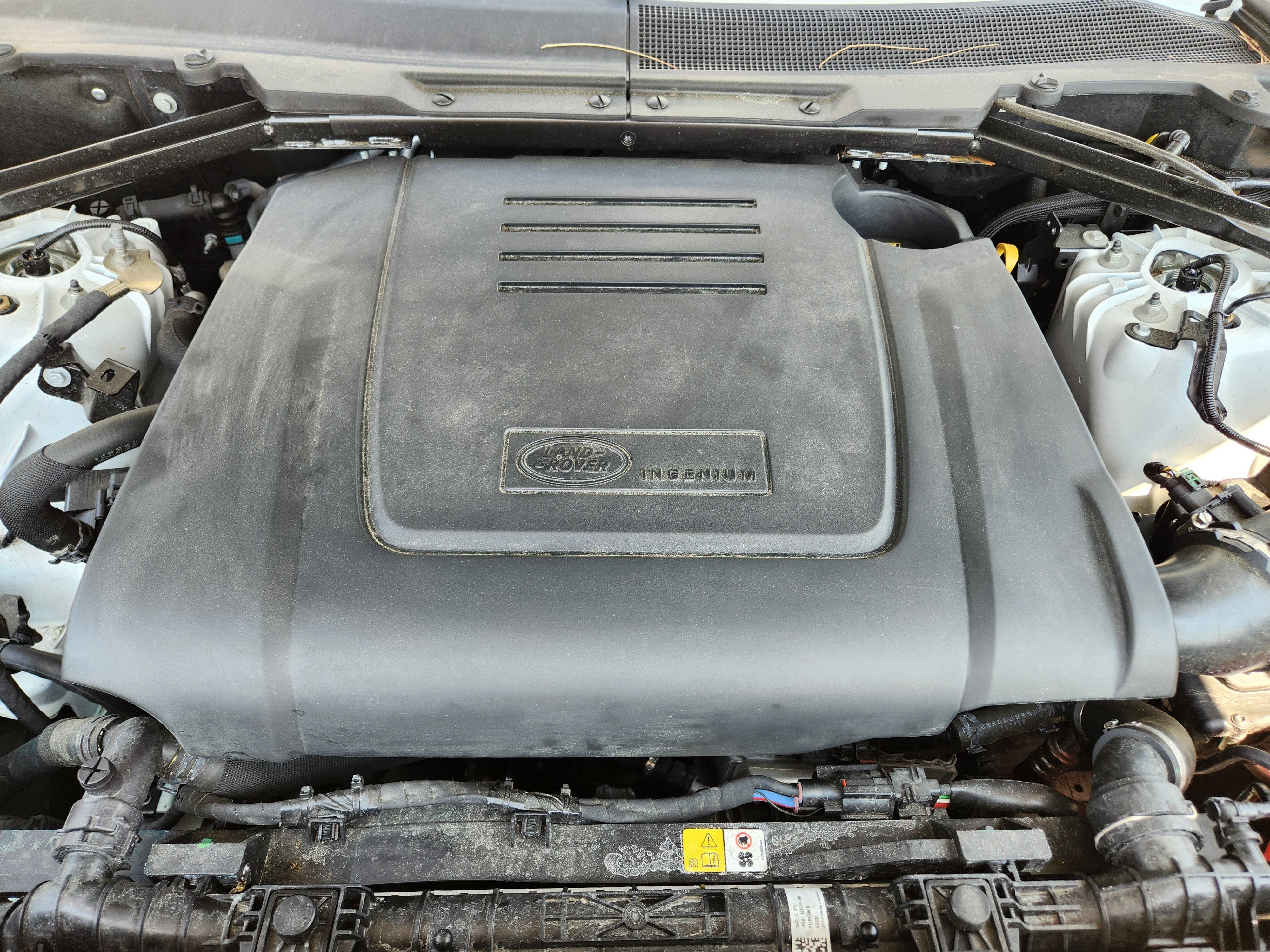 2026 Land Rover Defender 110 S