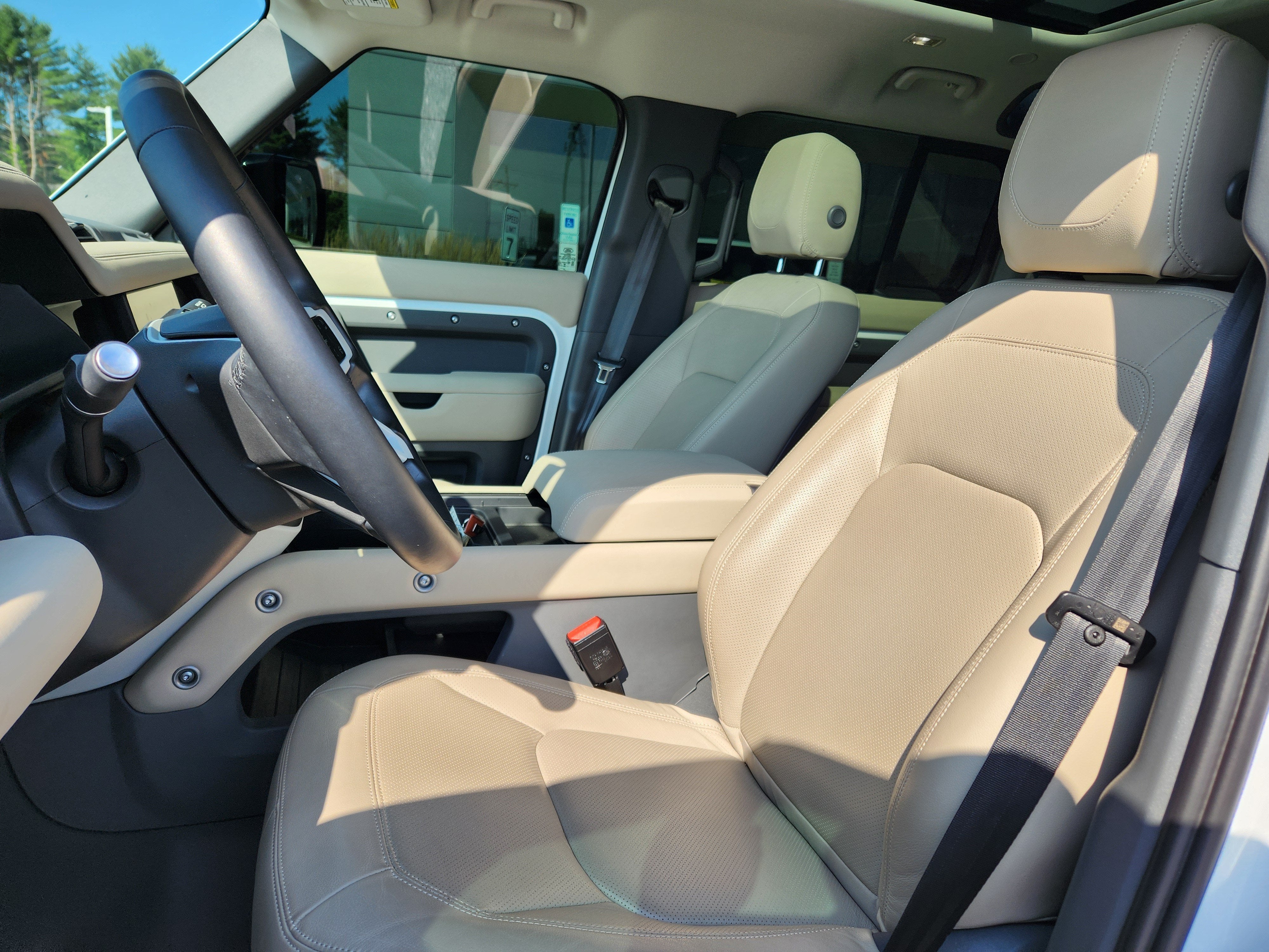 2024 Land Rover Defender 110 S