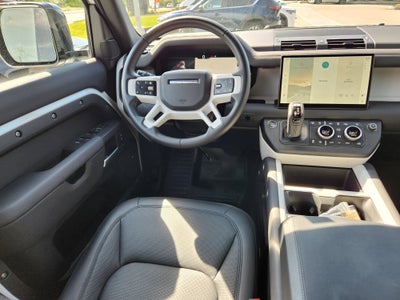 2025 Land Rover Defender 110 S