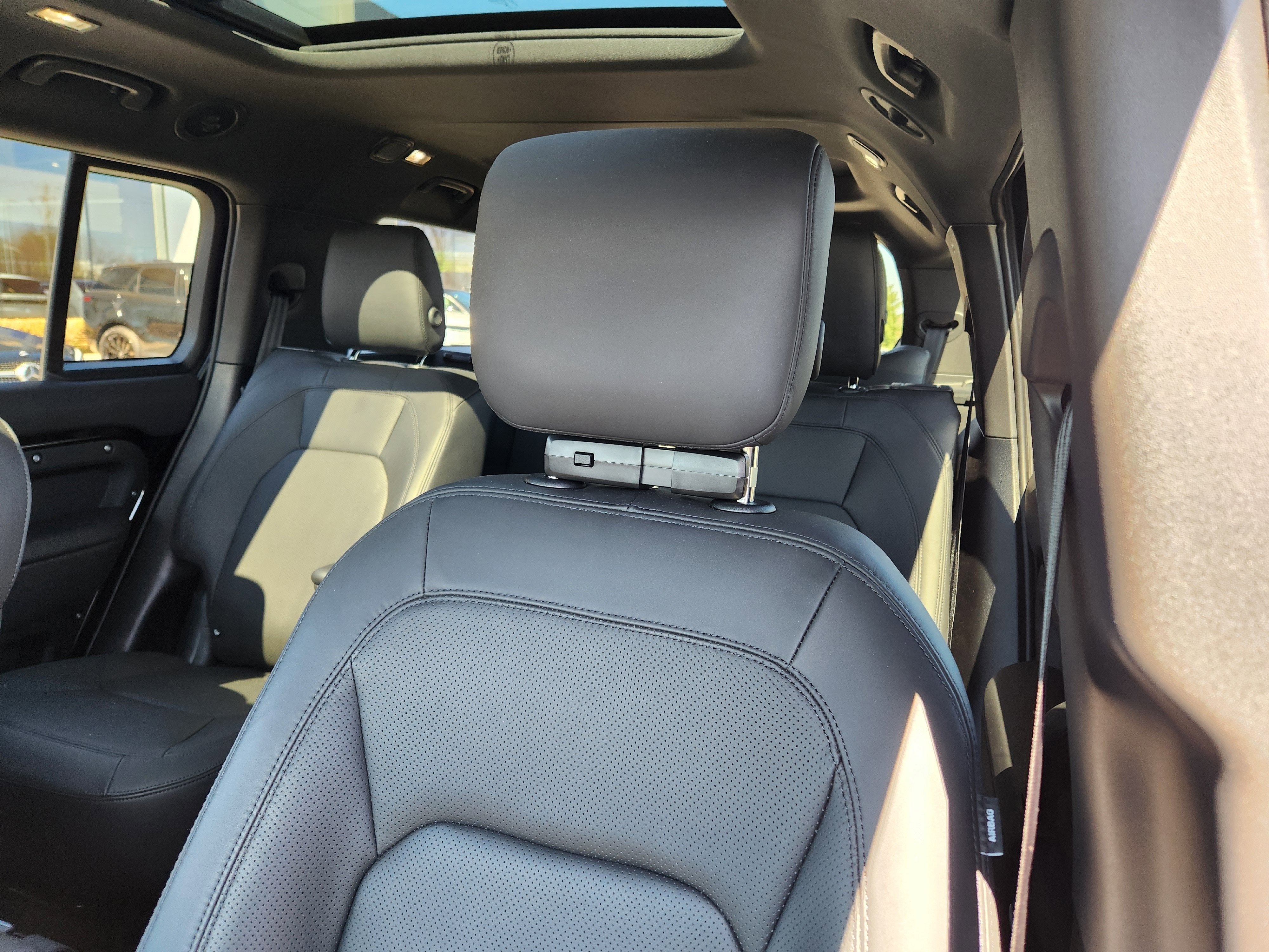 2025 Land Rover Defender S