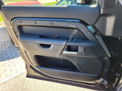 2025 Land Rover Defender S