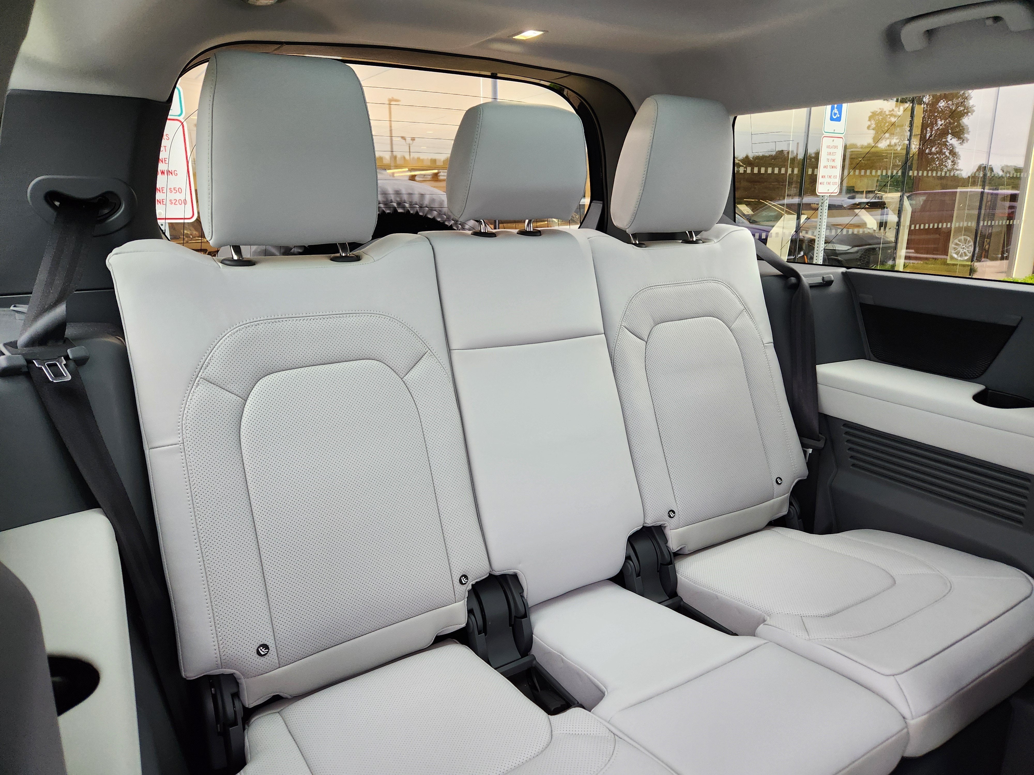 2025 Land Rover Defender 130 S