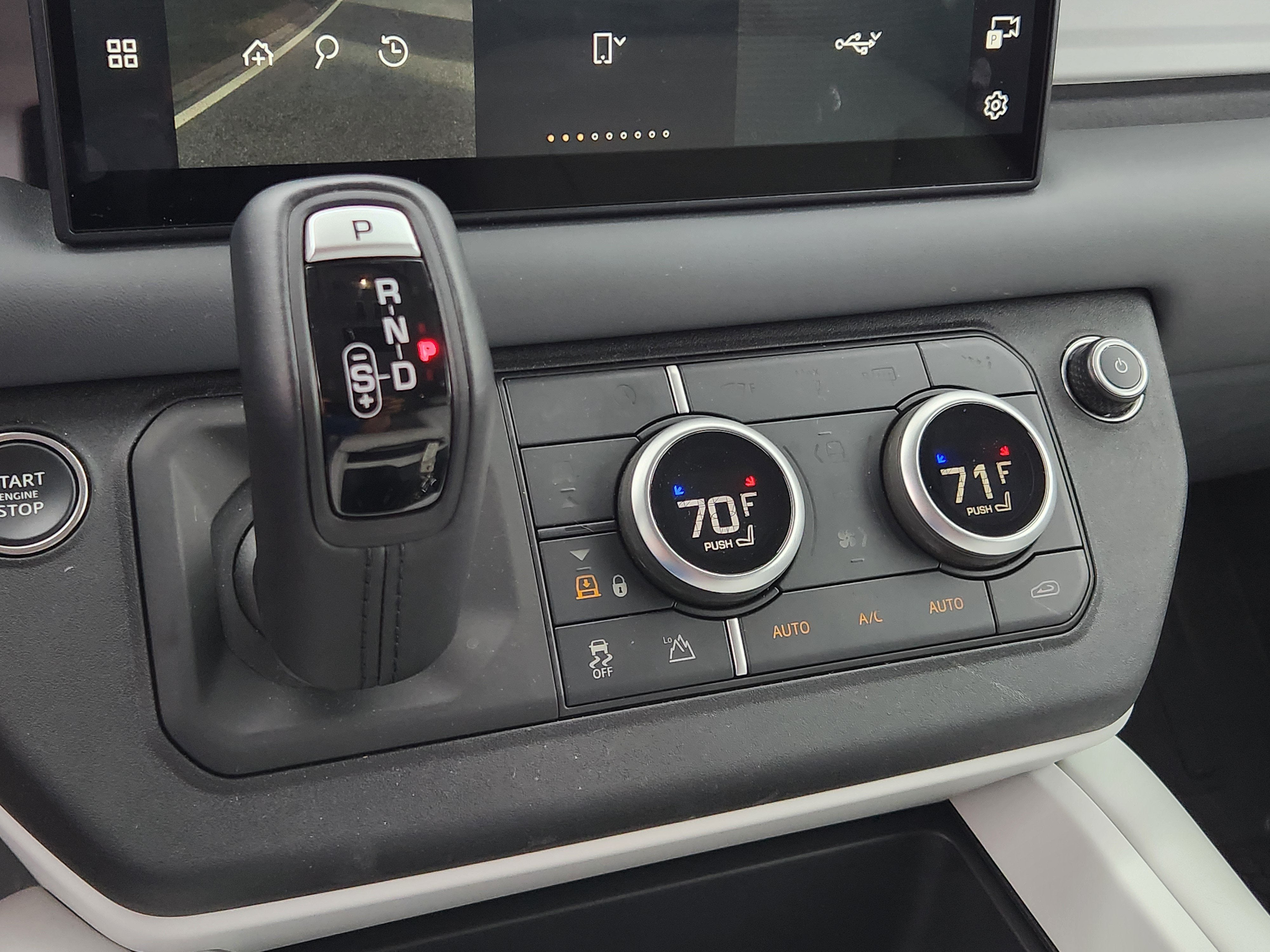 2025 Land Rover Defender 130 S