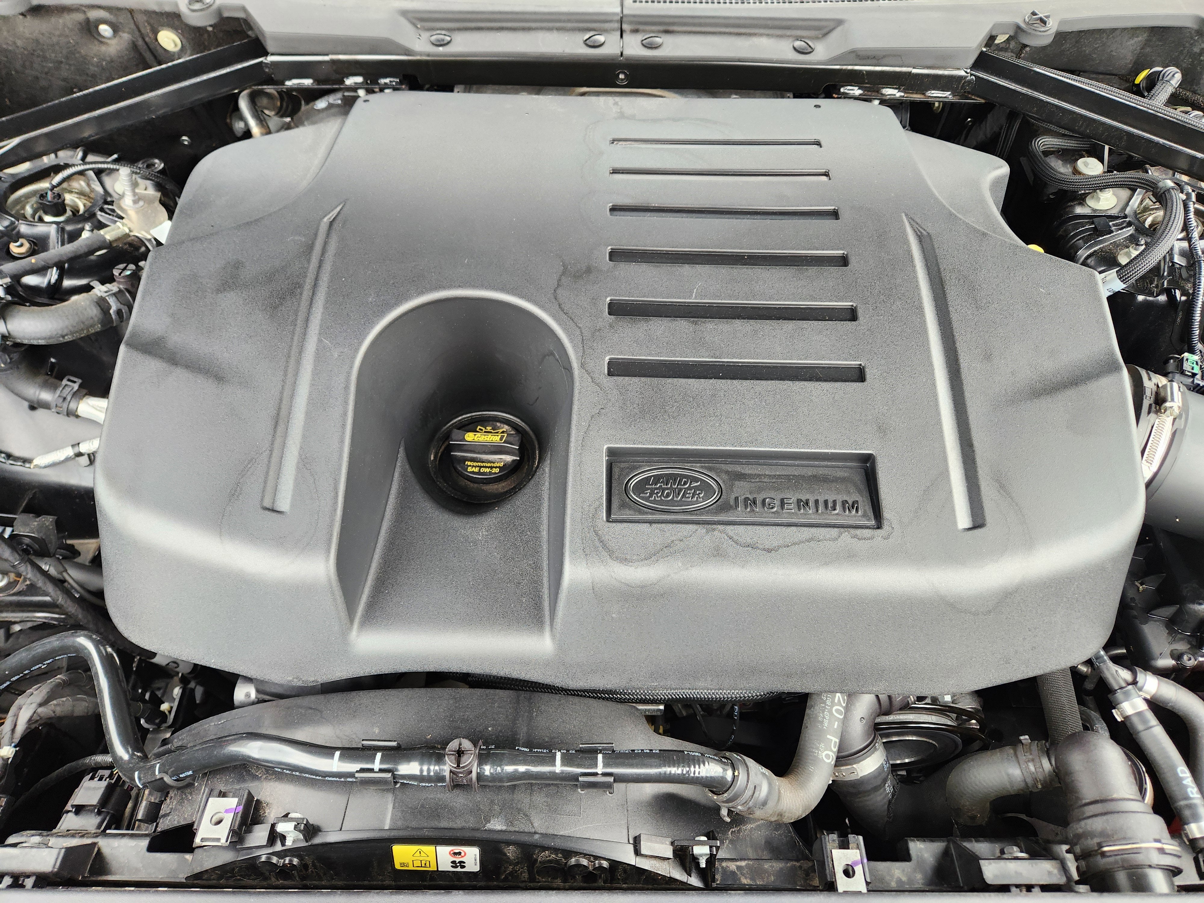 2023 Land Rover Defender 110 SE