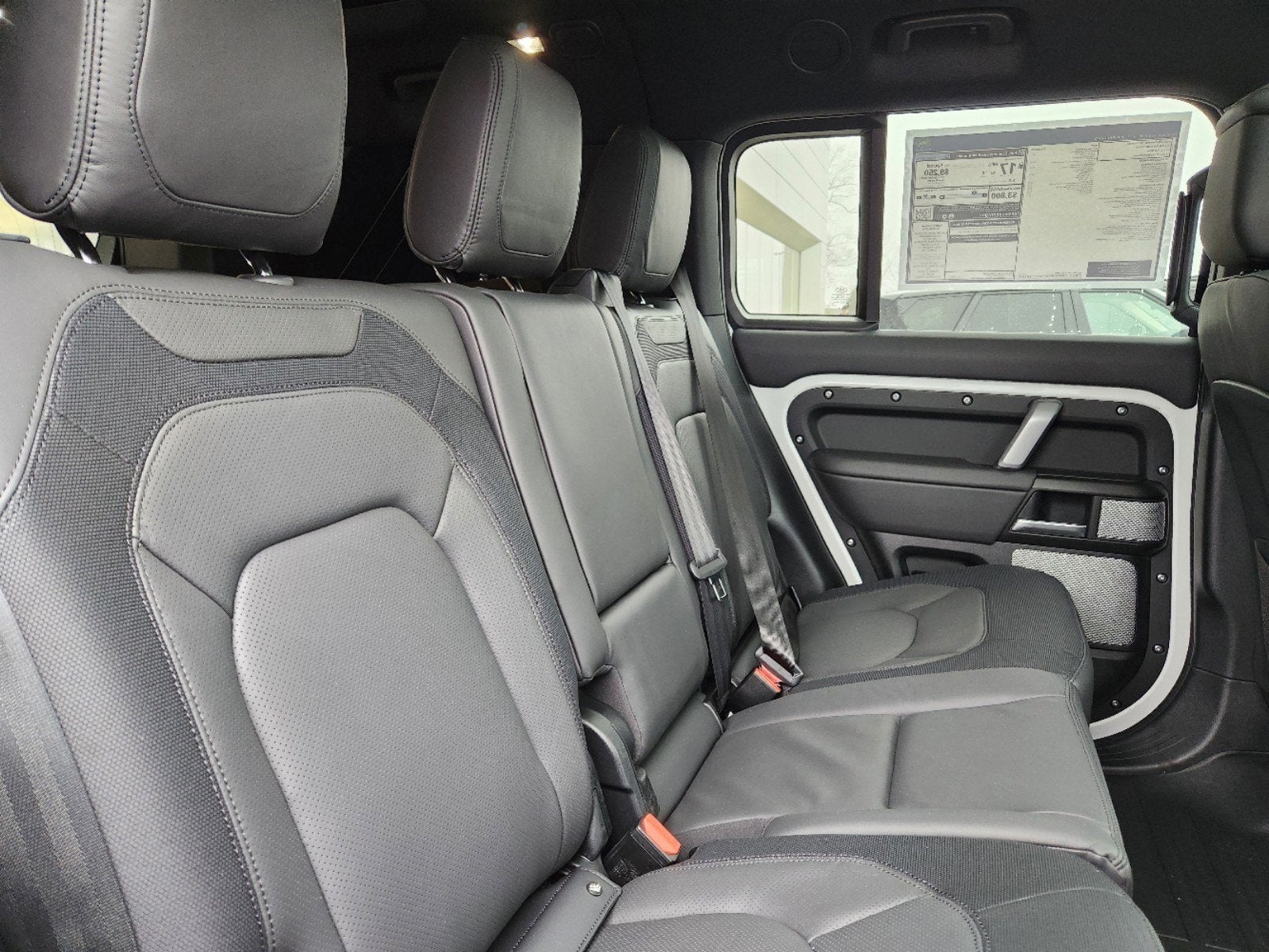 2024 Land Rover Defender 130 Outbound