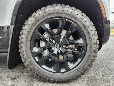 2024 Land Rover Defender 130 Outbound