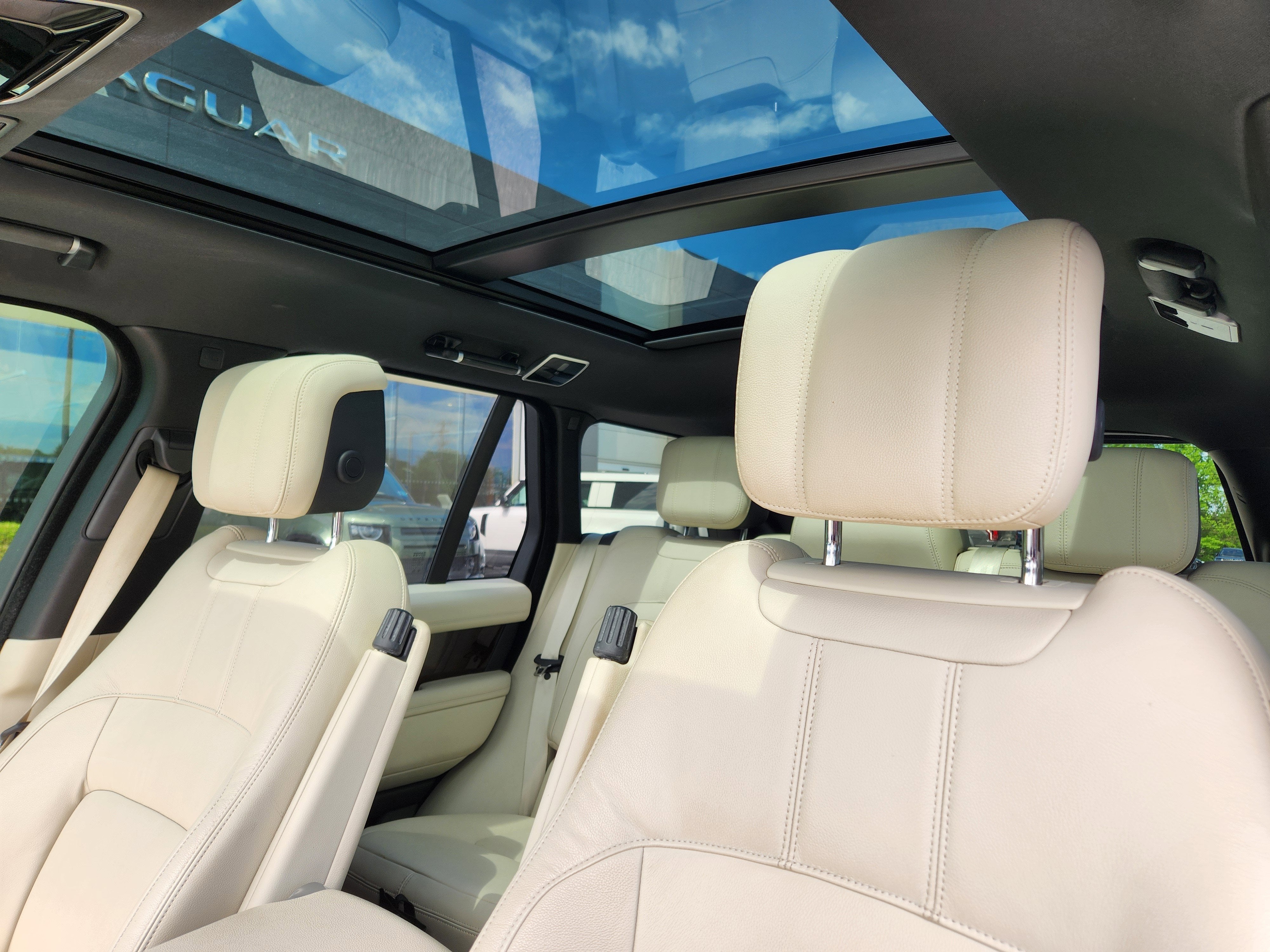 2020 Land Rover Range Rover Base