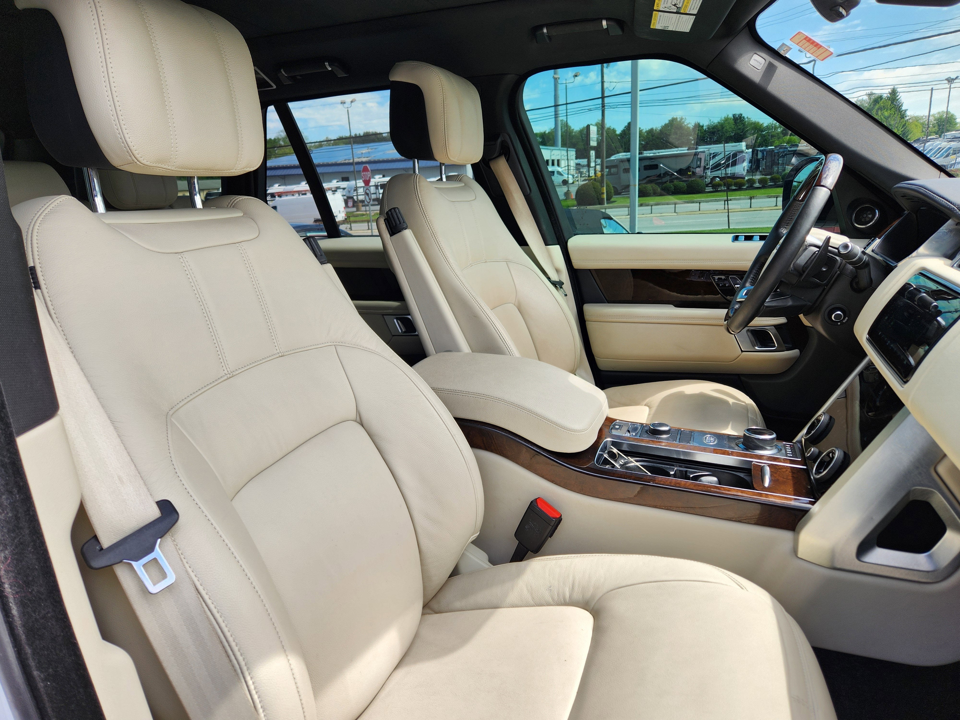 2020 Land Rover Range Rover Base