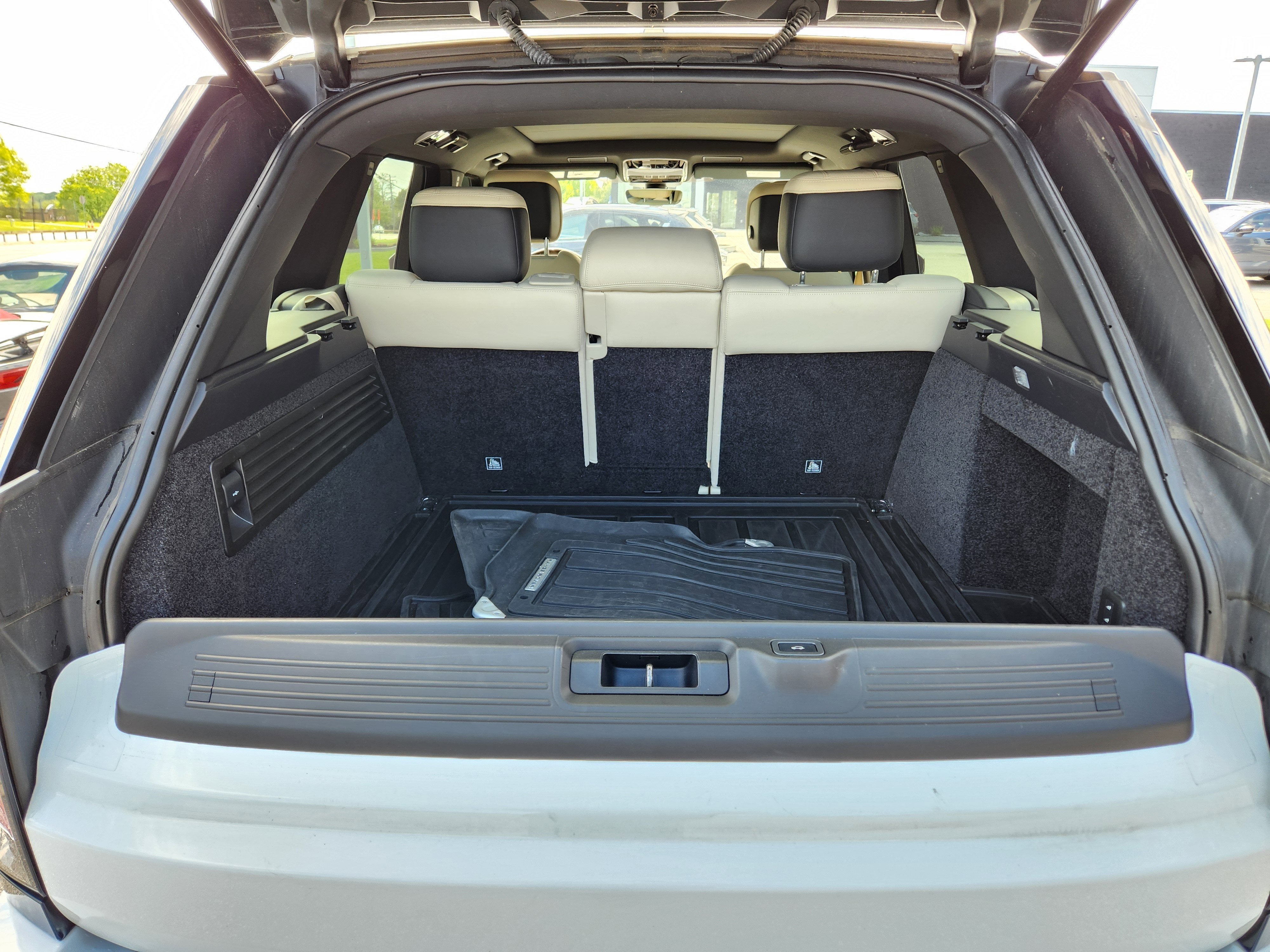 2020 Land Rover Range Rover Base