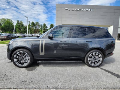 2023 Land Rover Range Rover SE