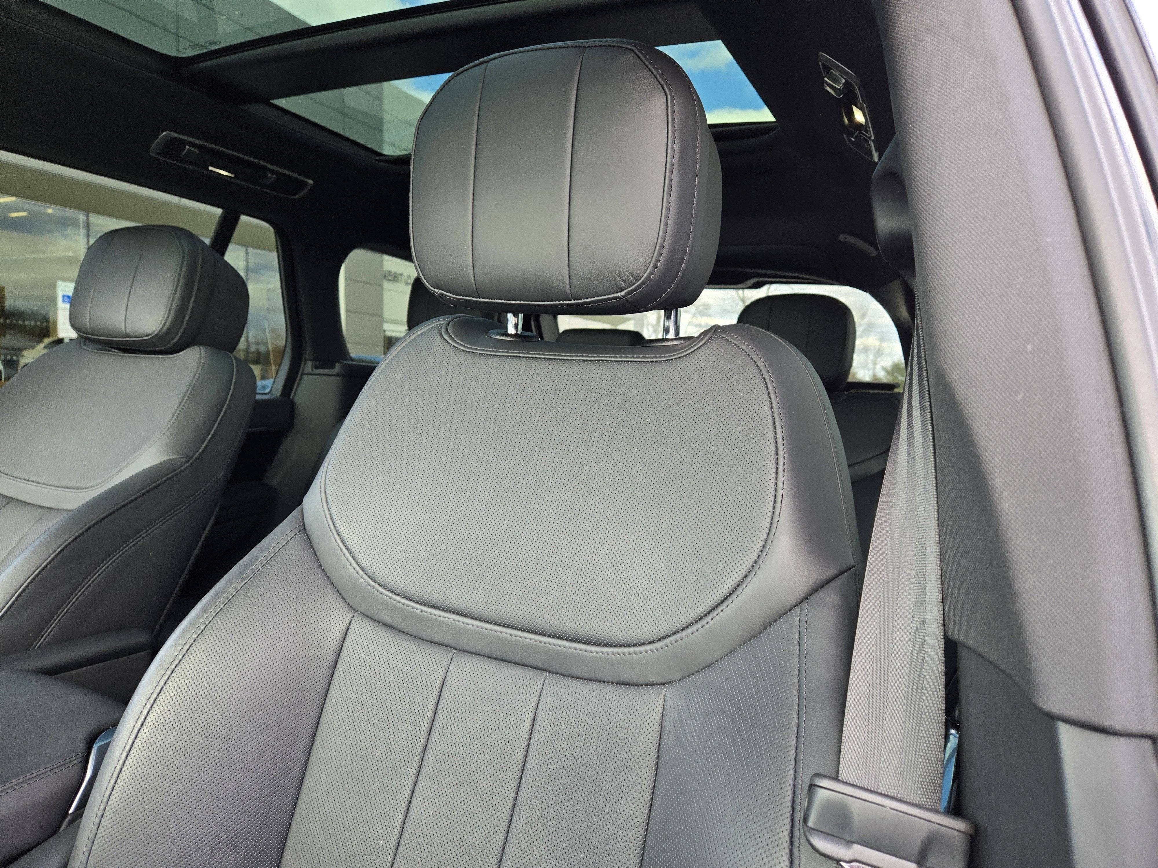 2024 Land Rover Range Rover SE