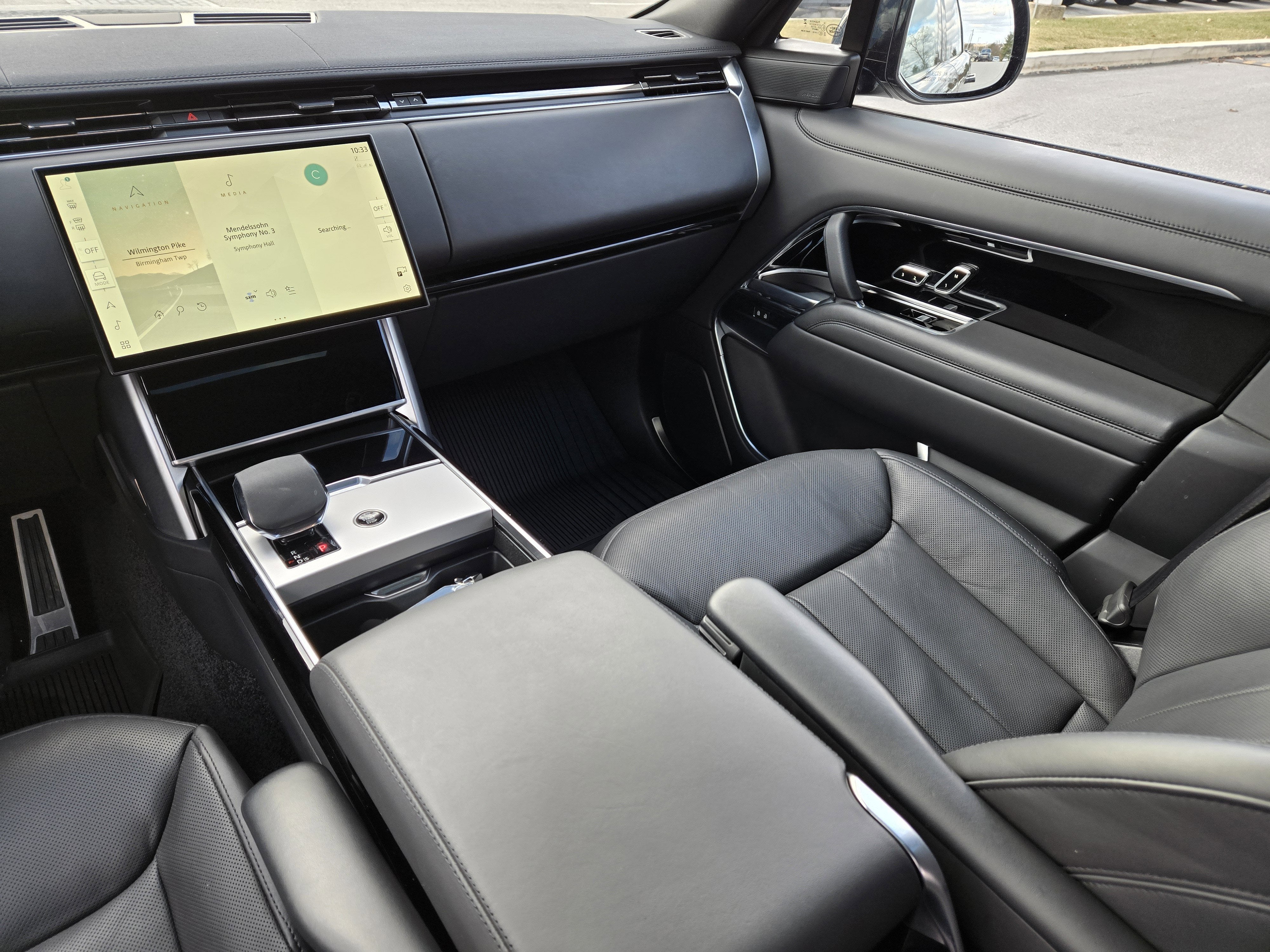 2024 Land Rover Range Rover SE