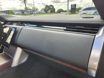 2024 Land Rover Range Rover SE