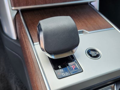 2024 Land Rover Range Rover SE