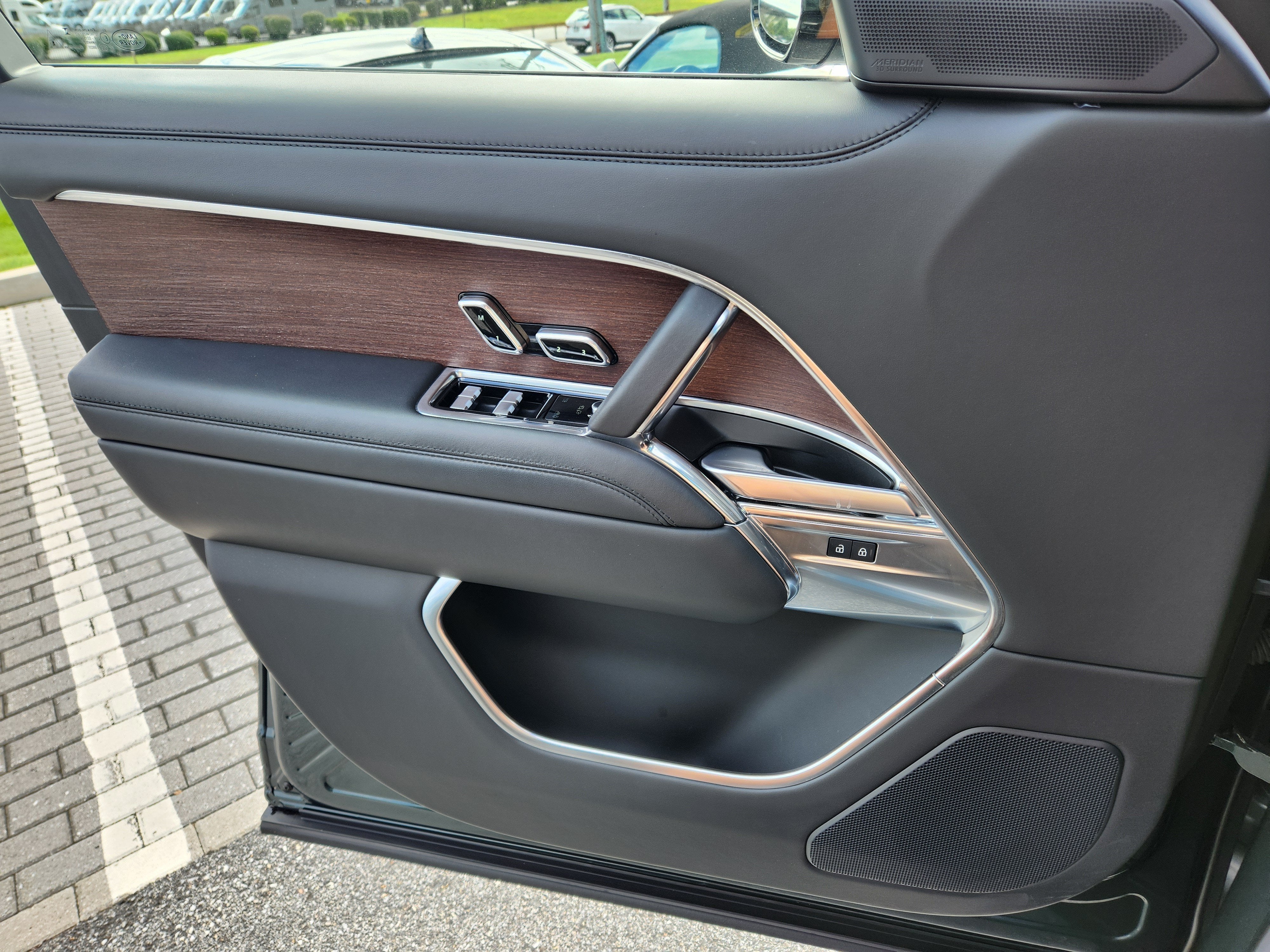 2024 Land Rover Range Rover SE