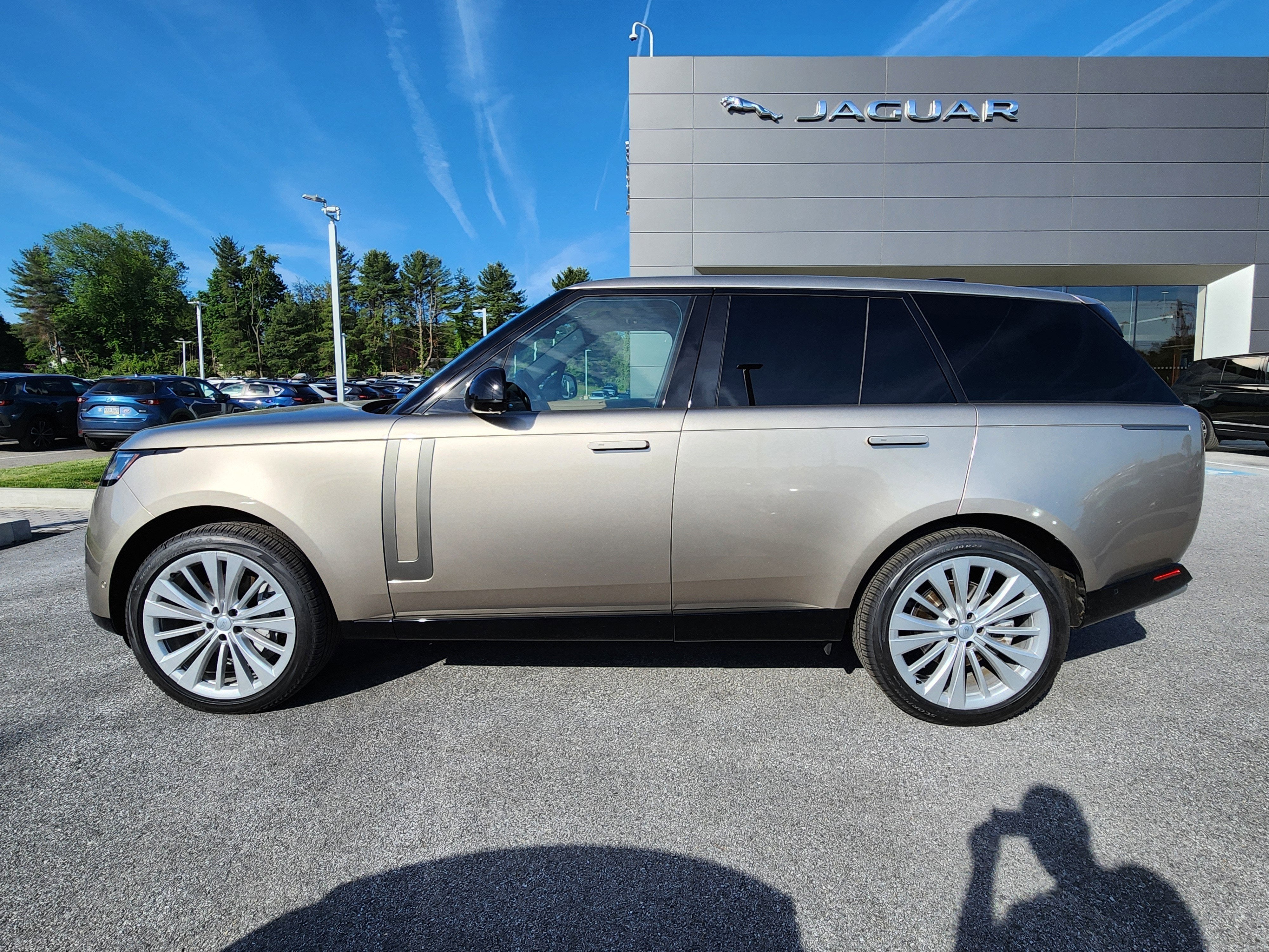 2024 Land Rover Range Rover SE