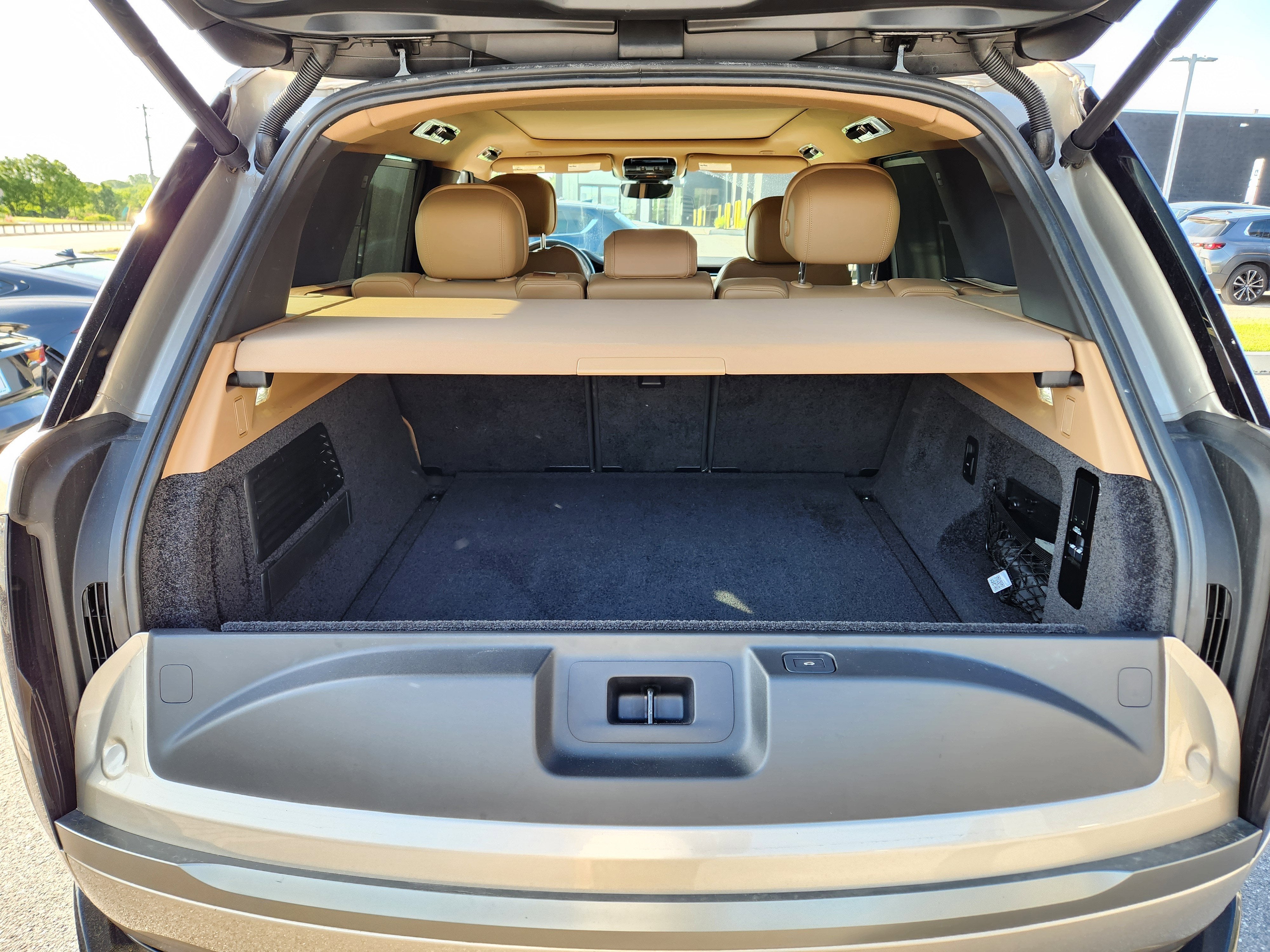 2024 Land Rover Range Rover SE