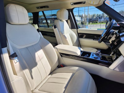 2023 Land Rover Range Rover SE