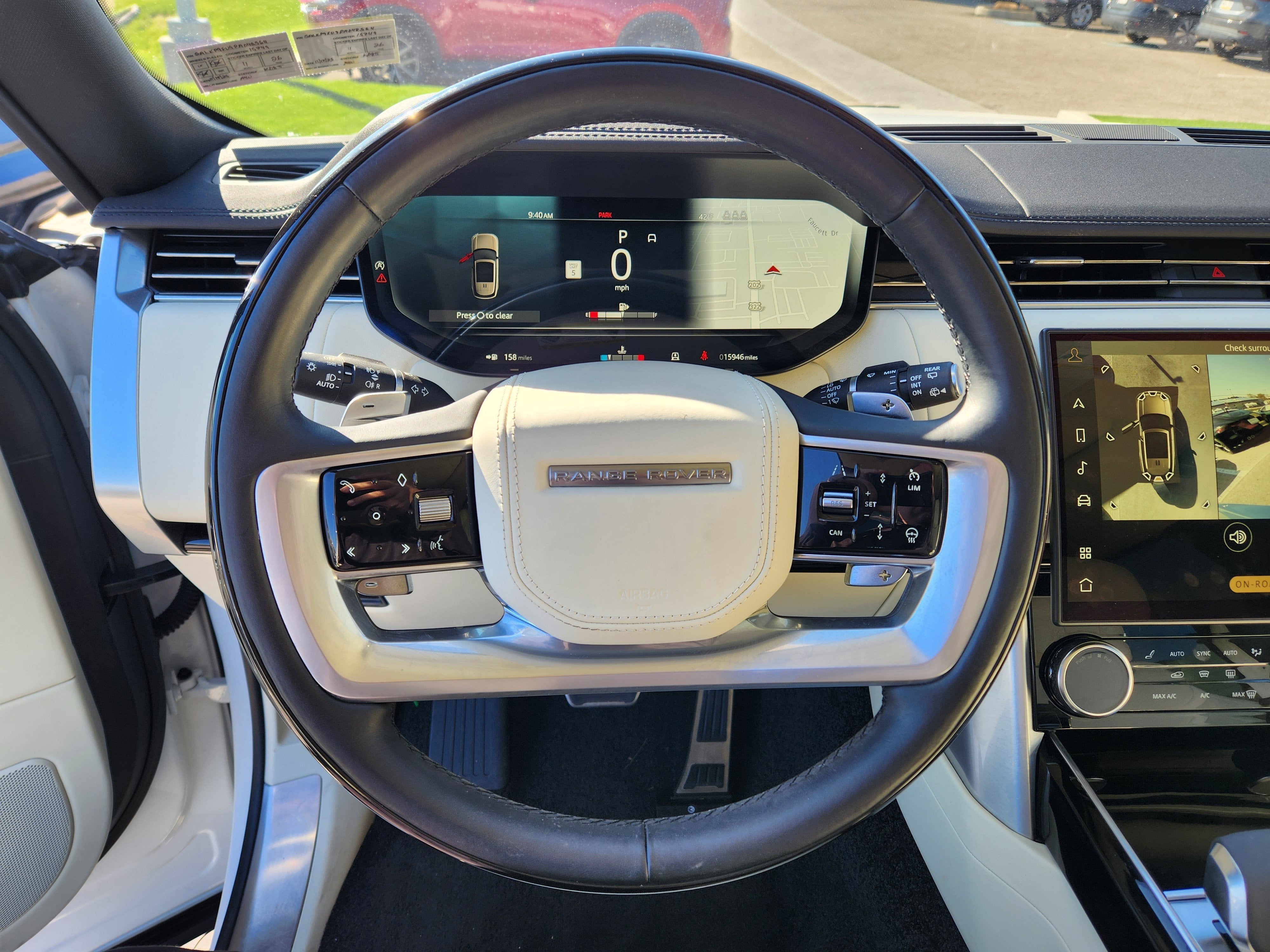 2023 Land Rover Range Rover SE