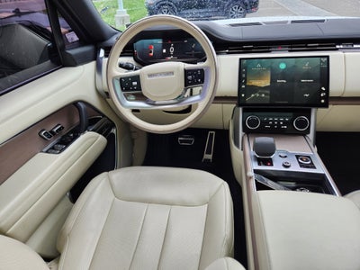 2023 Land Rover Range Rover SE