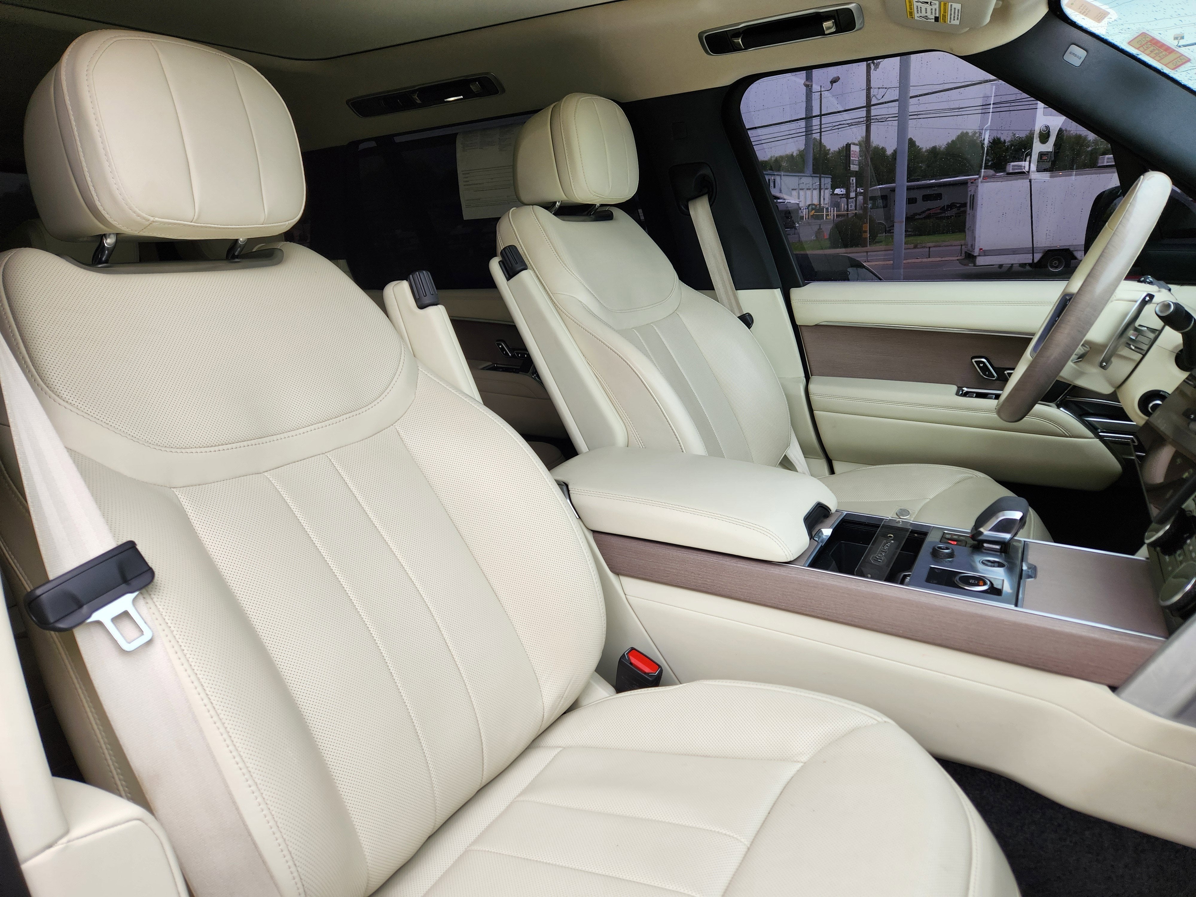 2023 Land Rover Range Rover SE