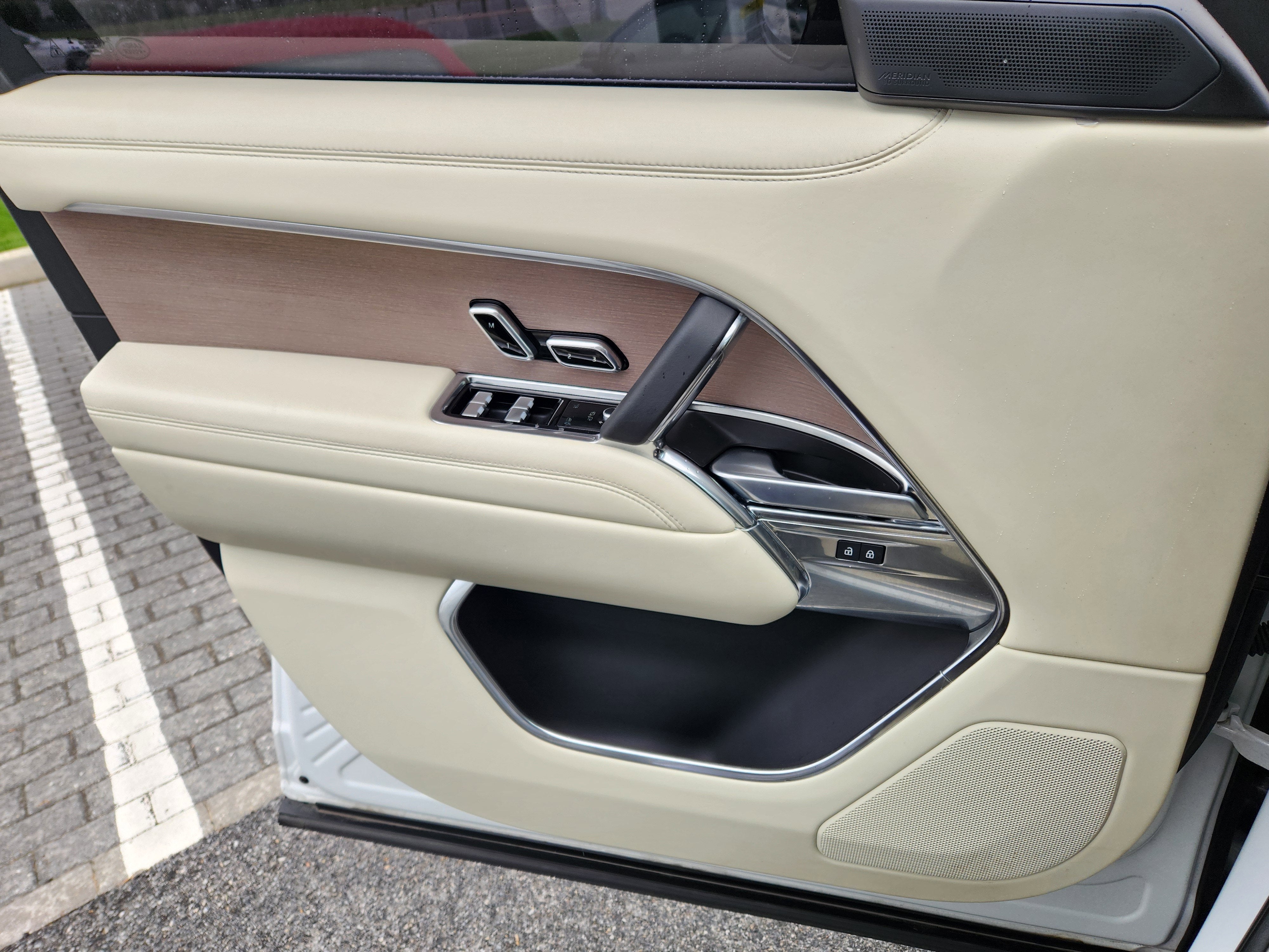 2023 Land Rover Range Rover SE