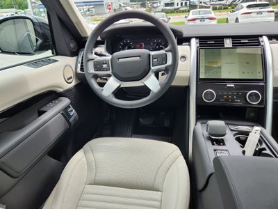 2024 Land Rover Discovery S