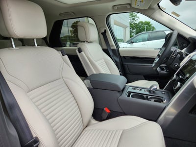 2024 Land Rover Discovery S