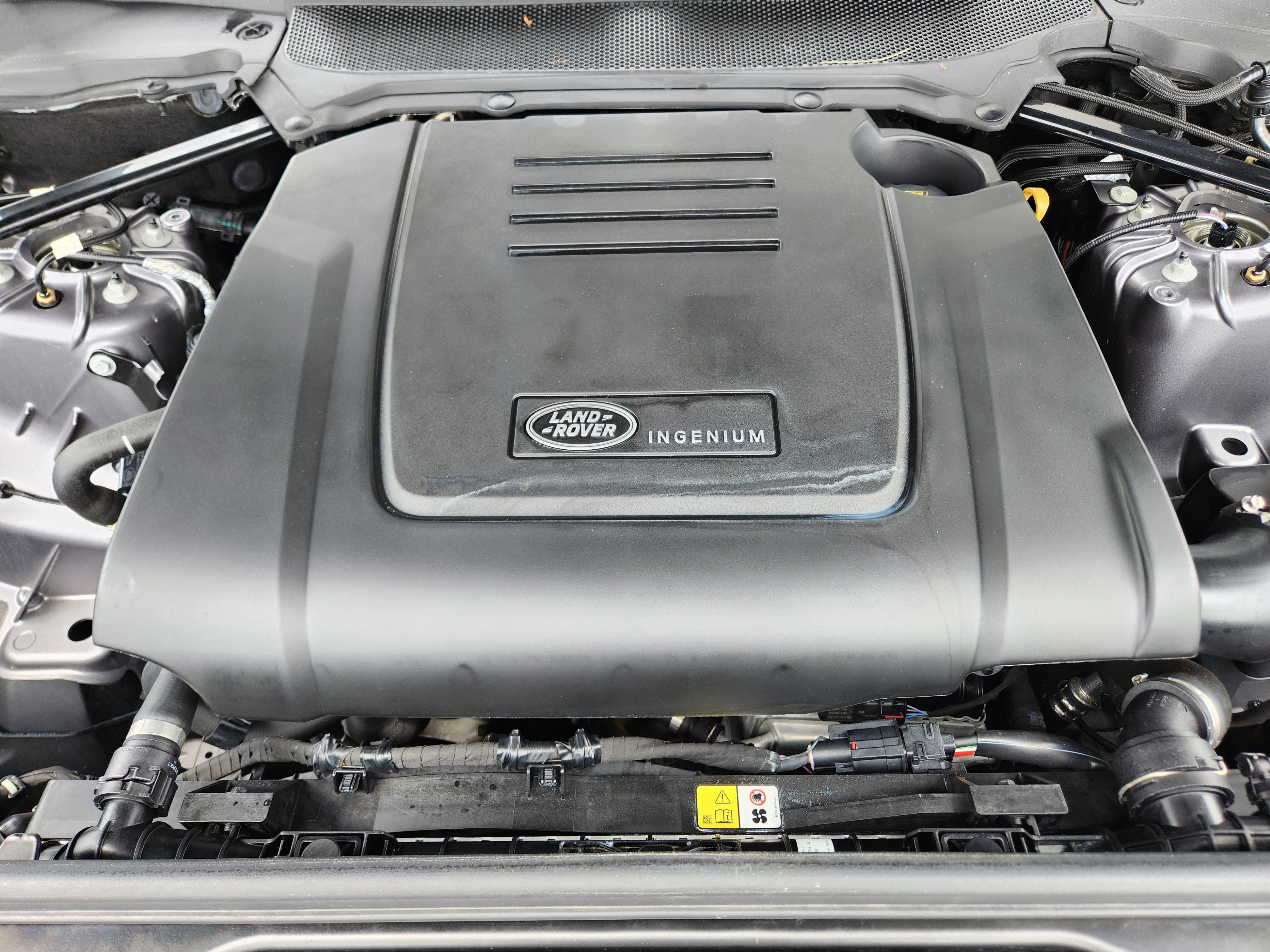 2024 Land Rover Discovery S