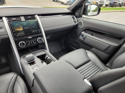 2025 Land Rover Discovery S