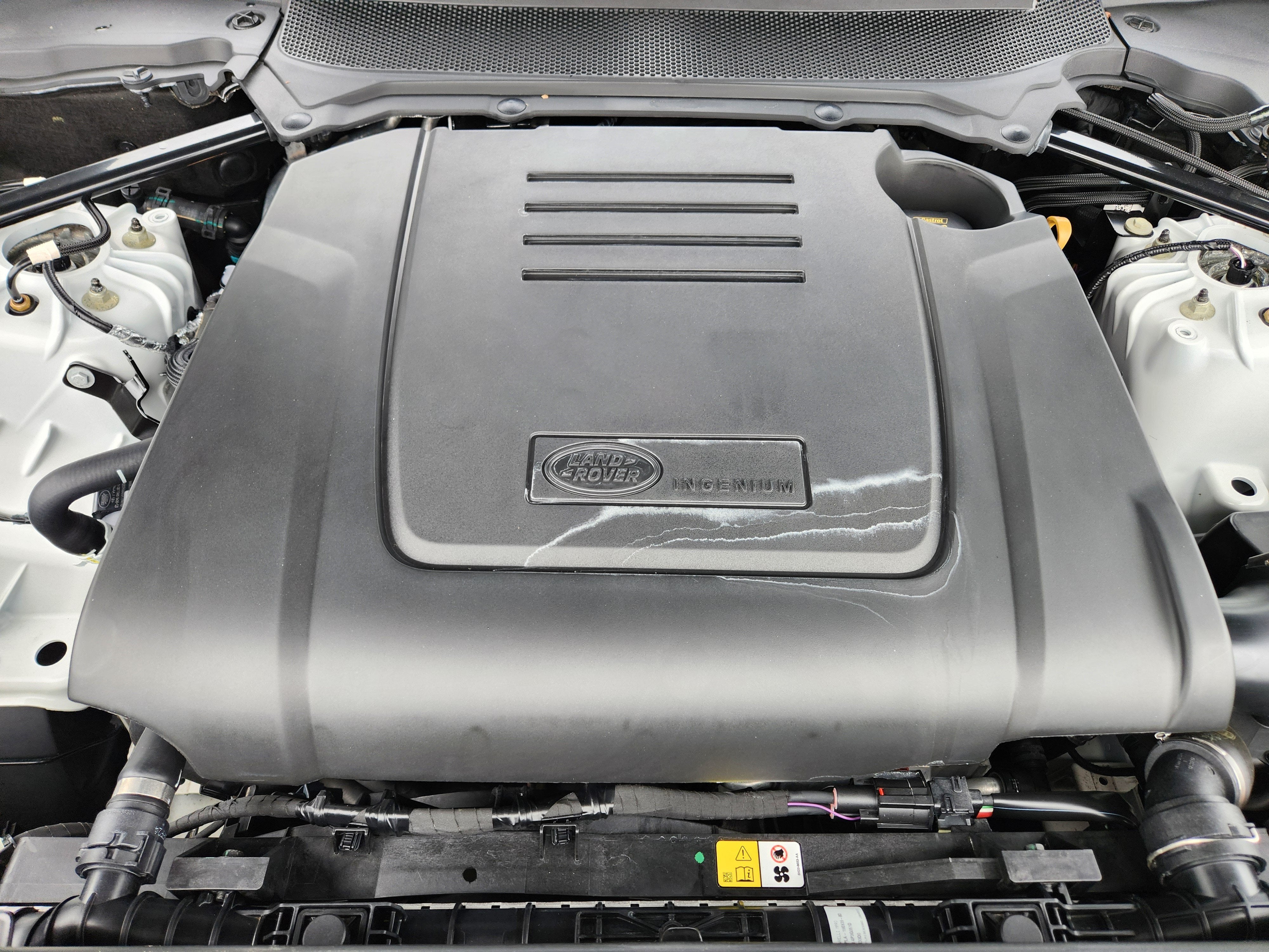 2025 Land Rover Discovery S