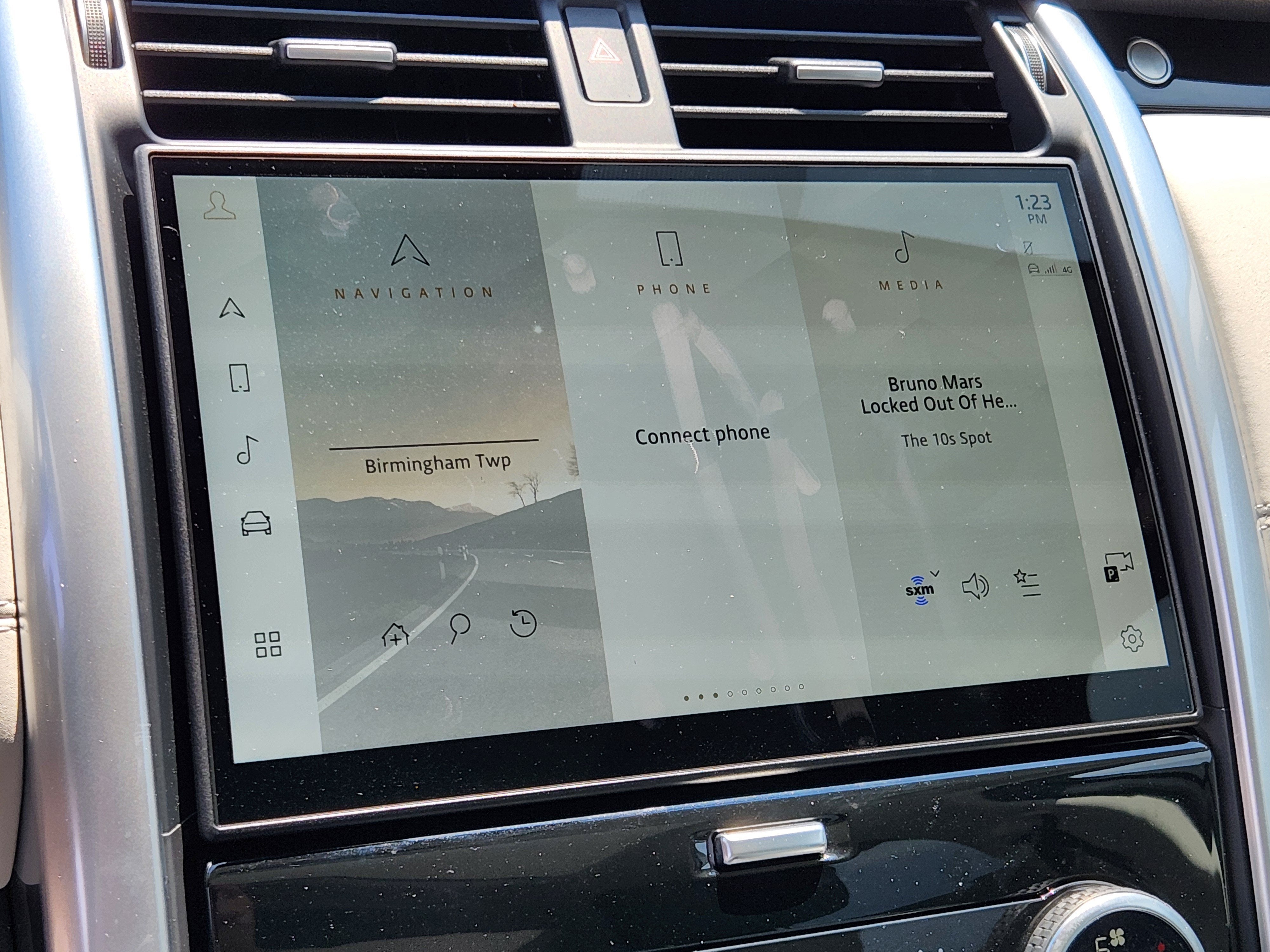 2025 Land Rover Discovery S