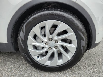 2025 Land Rover Discovery S