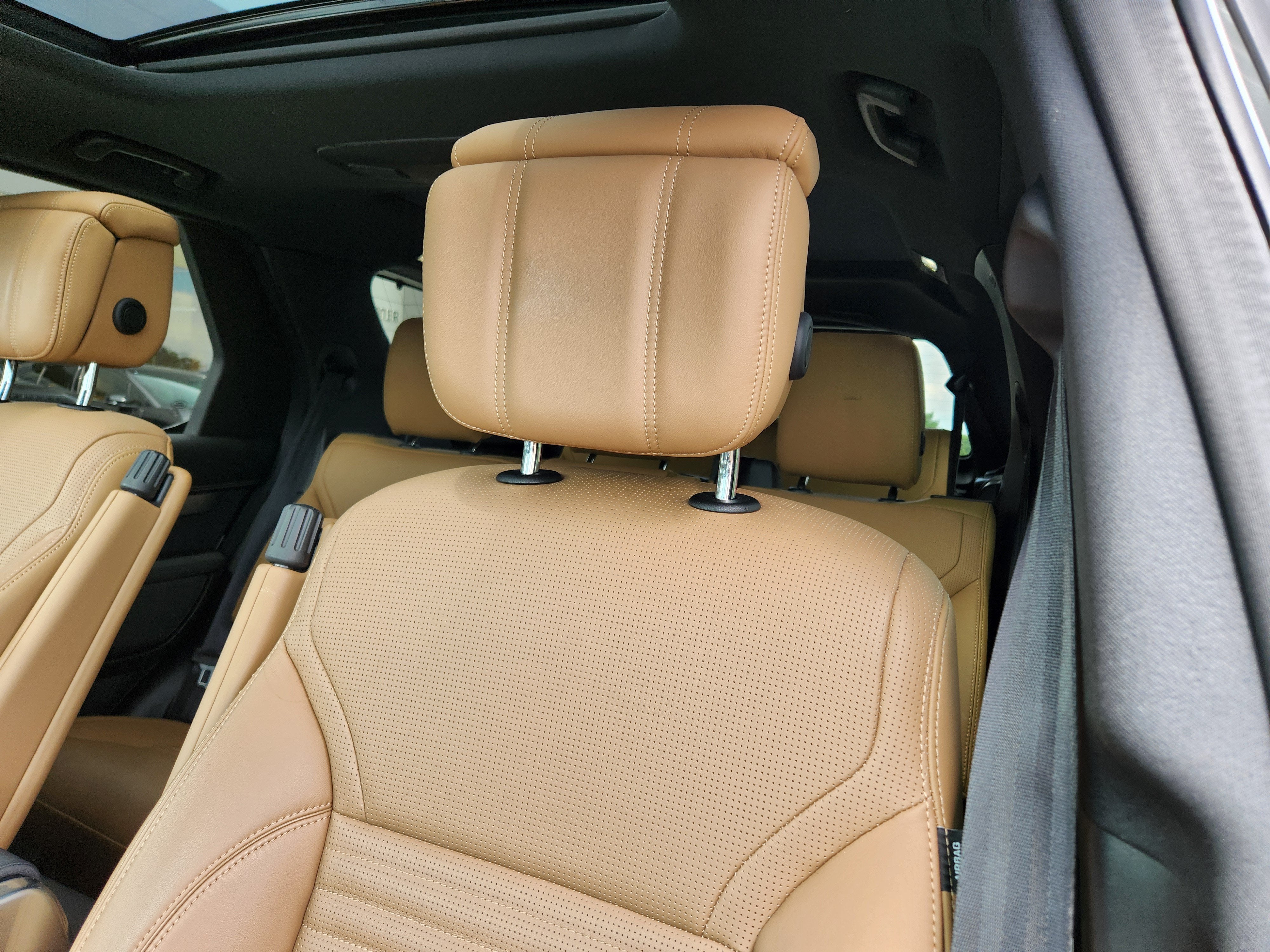 2024 Land Rover Discovery Dynamic SE