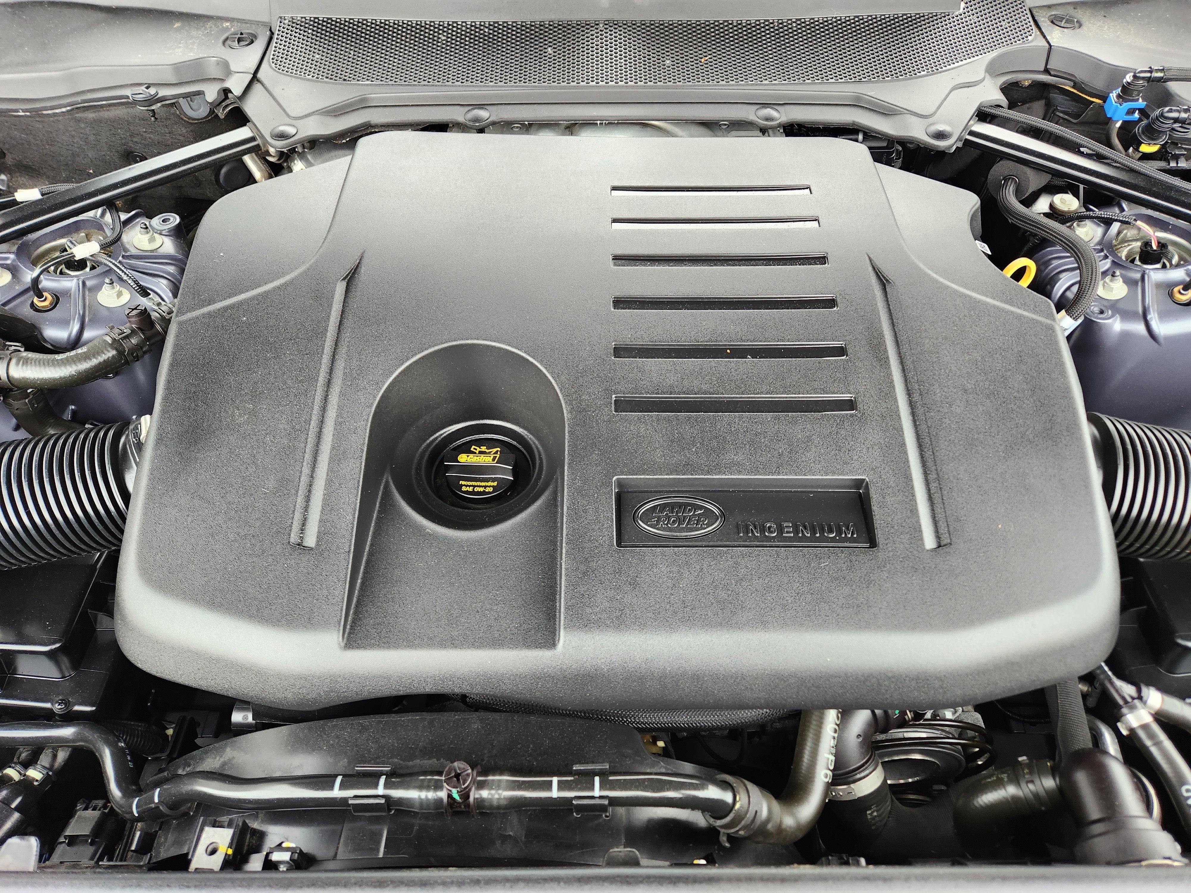 2024 Land Rover Discovery Dynamic SE