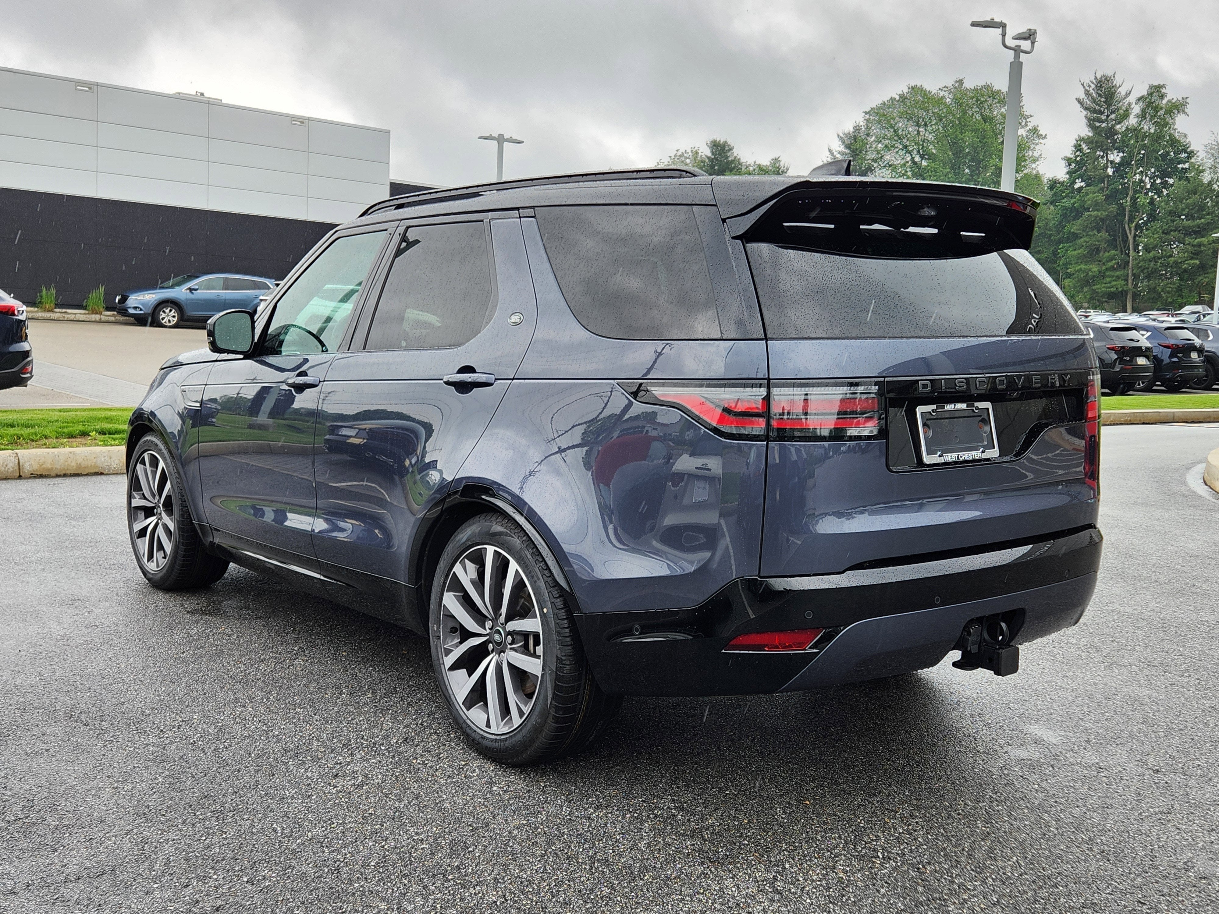 2024 Land Rover Discovery Dynamic SE