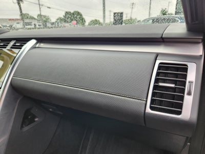 2024 Land Rover Discovery Dynamic SE