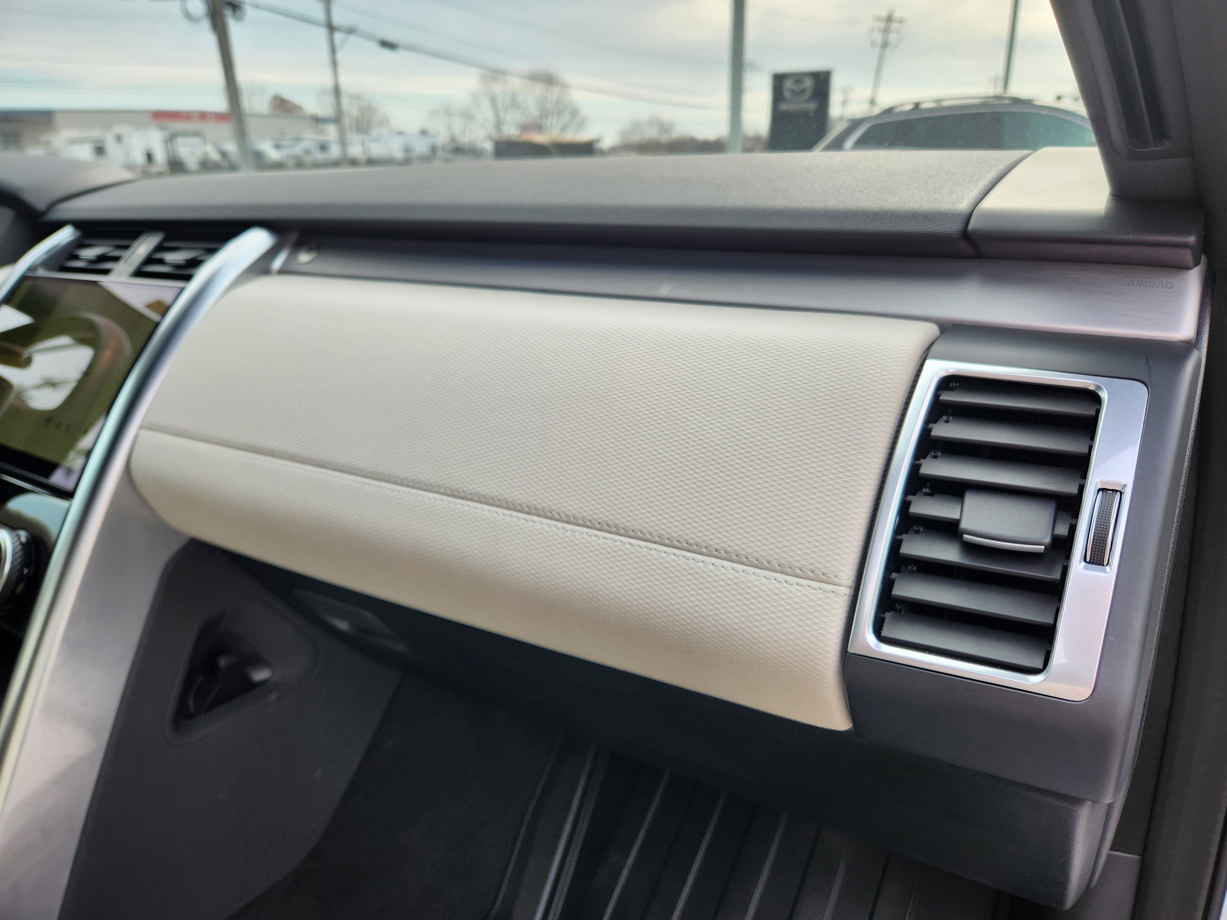 2023 Land Rover Discovery S R-Dynamic