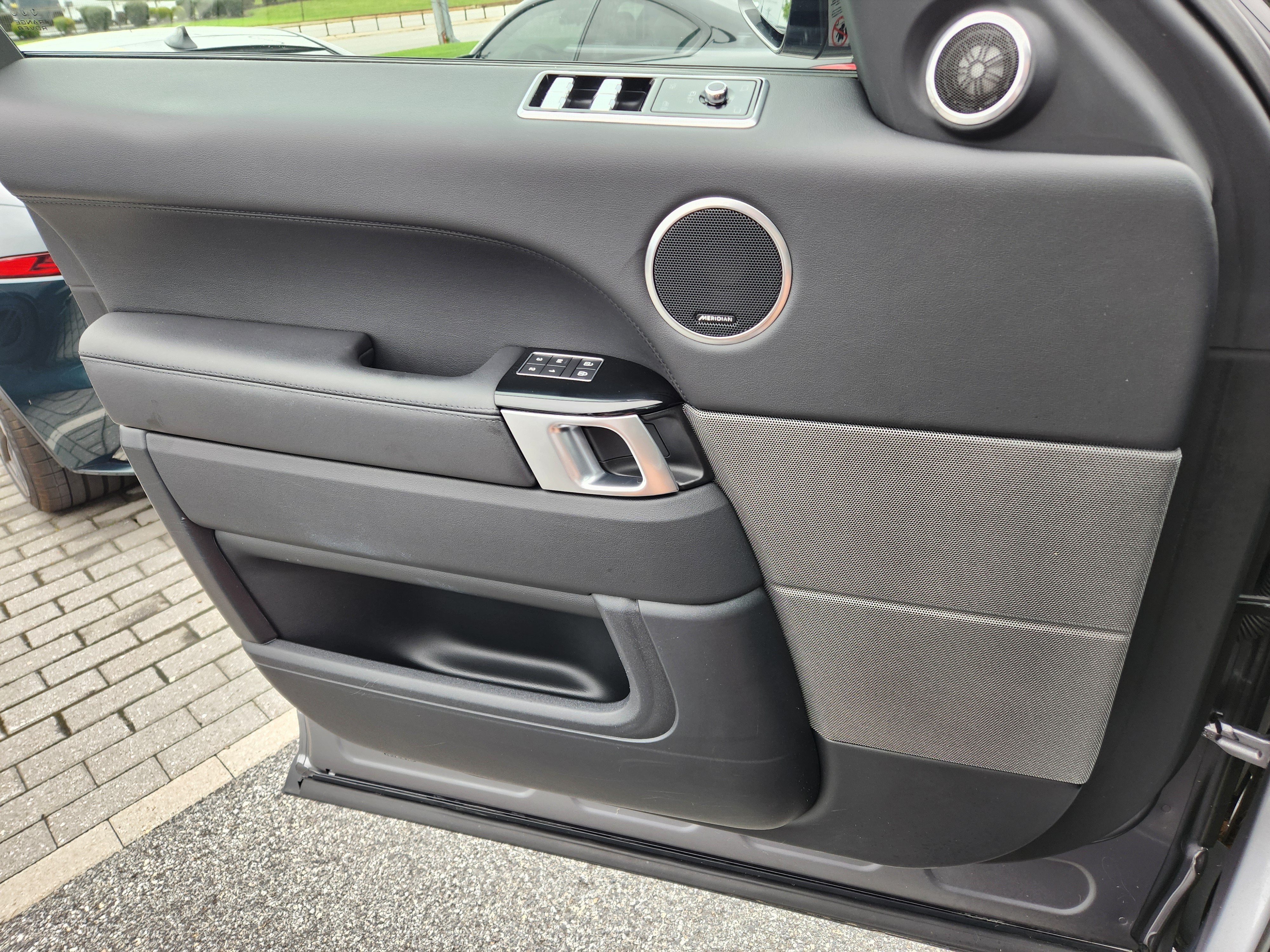 2022 Land Rover Range Rover Sport HSE Silver Edition