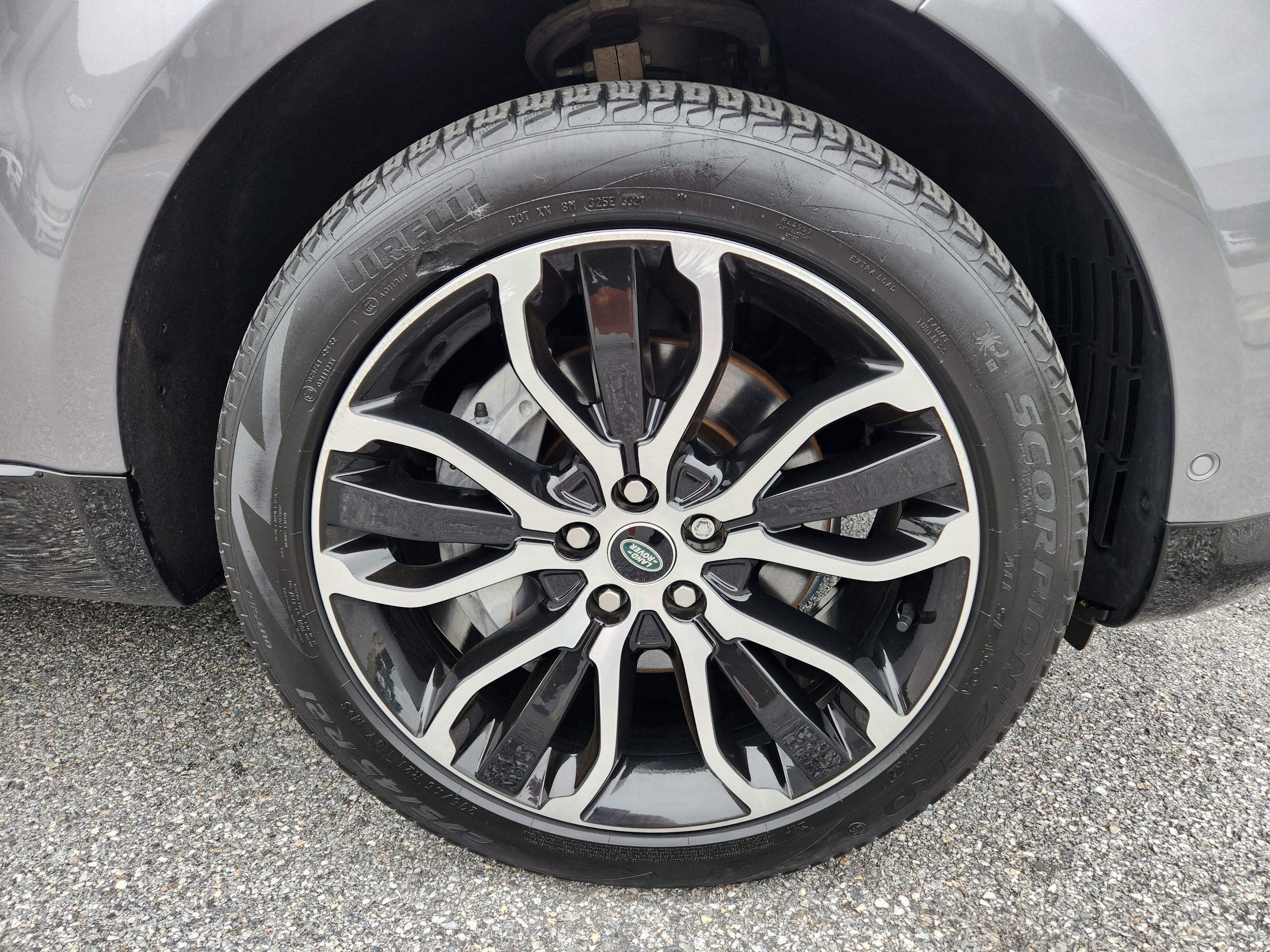 2022 Land Rover Range Rover Sport HSE Silver Edition