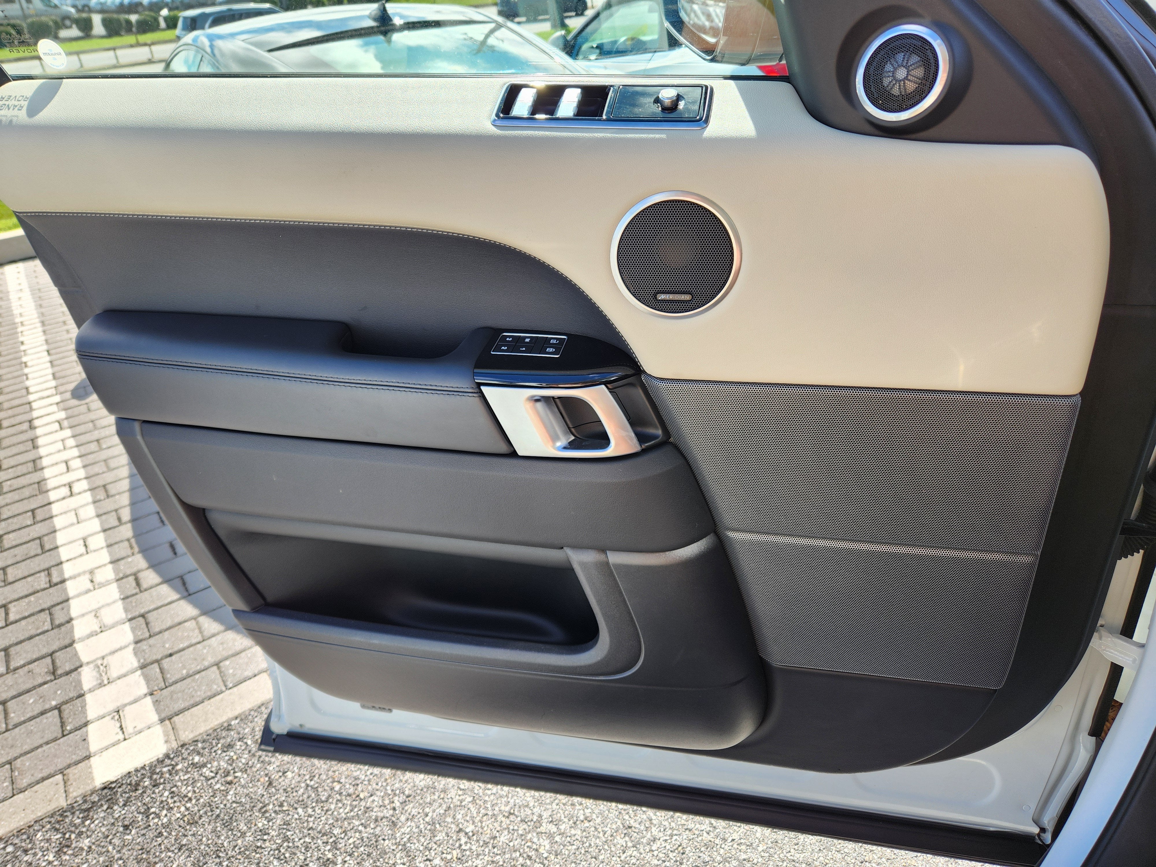 2022 Land Rover Range Rover Sport HSE Silver Edition