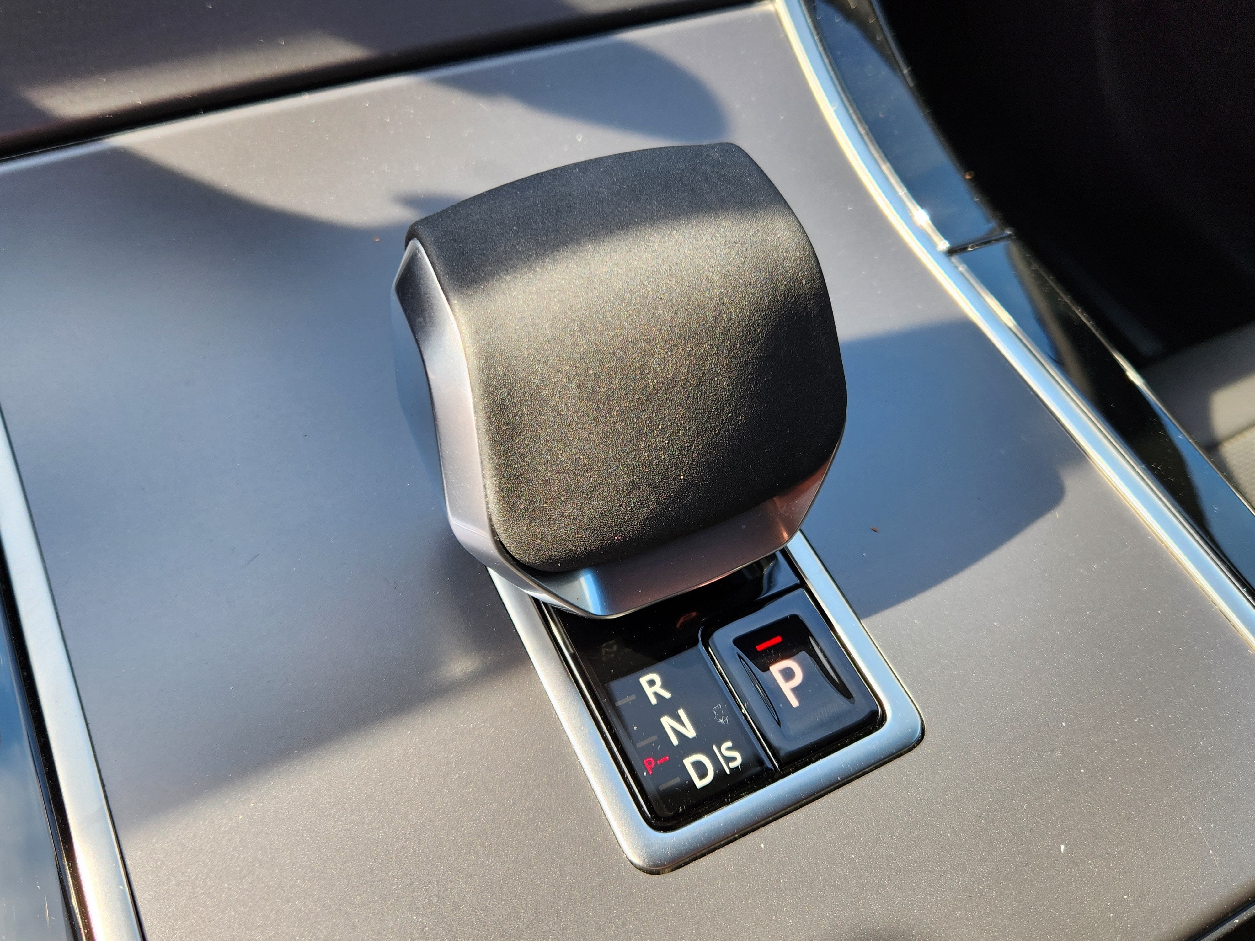 2026 Land Rover Range Rover Velar S