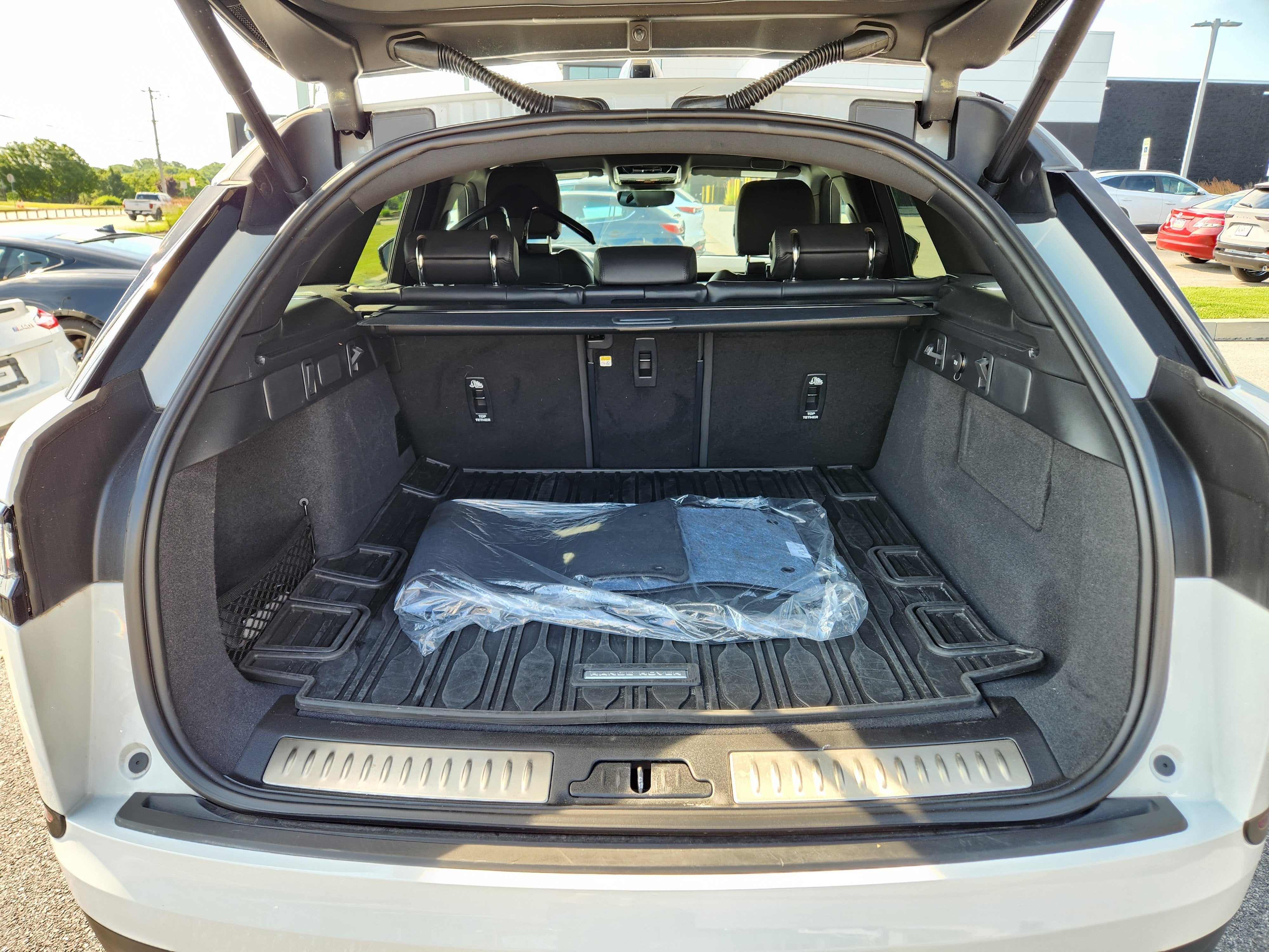 2026 Land Rover Range Rover Velar S