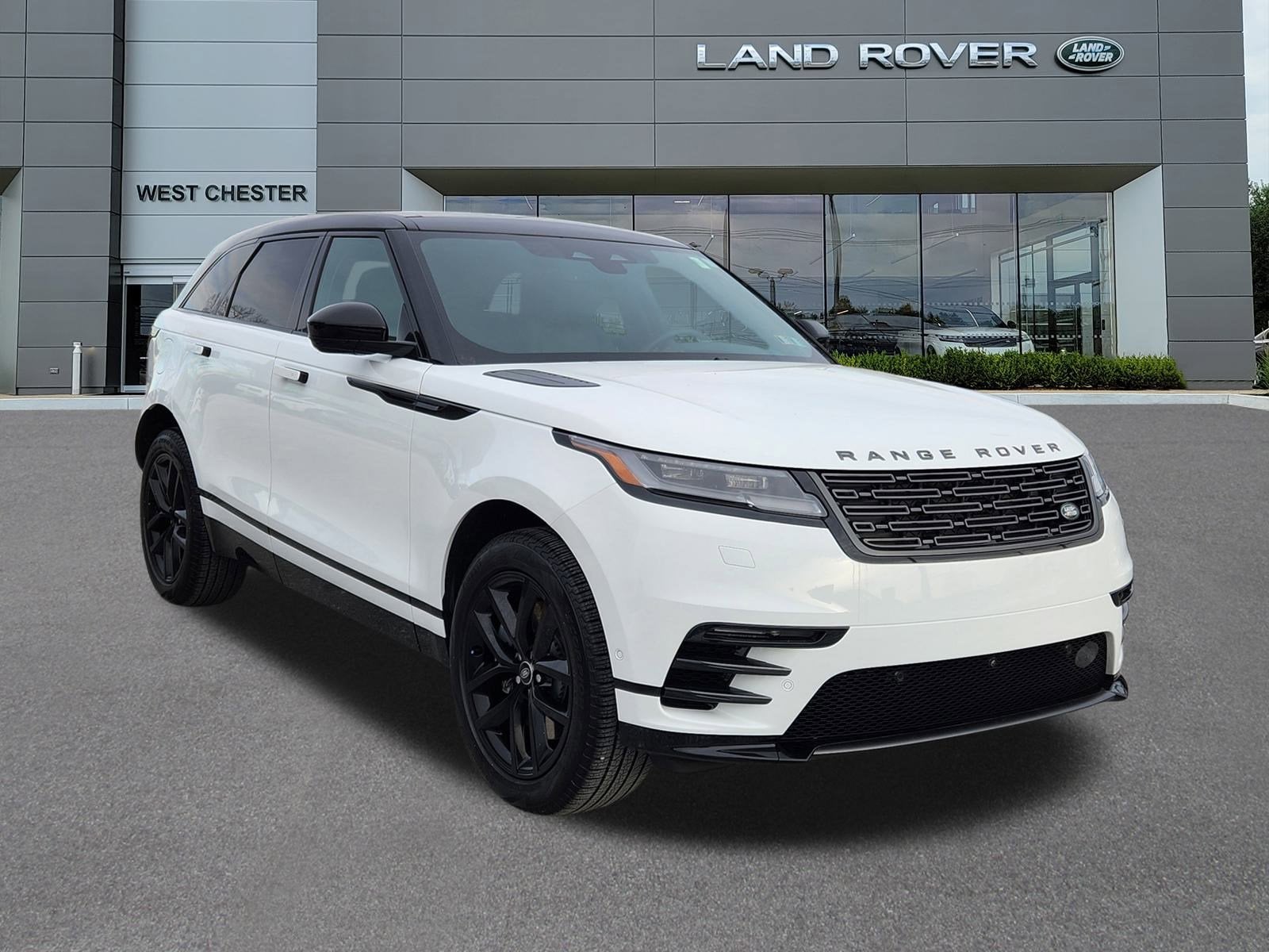 2026 Land Rover Range Rover Velar Dynamic SE