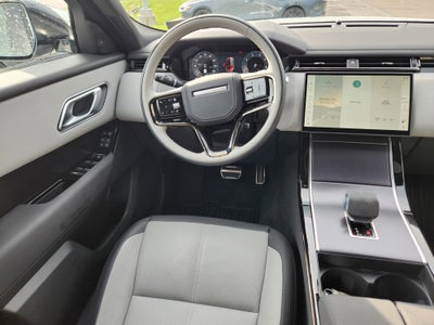 2026 Land Rover Range Rover Velar Dynamic SE