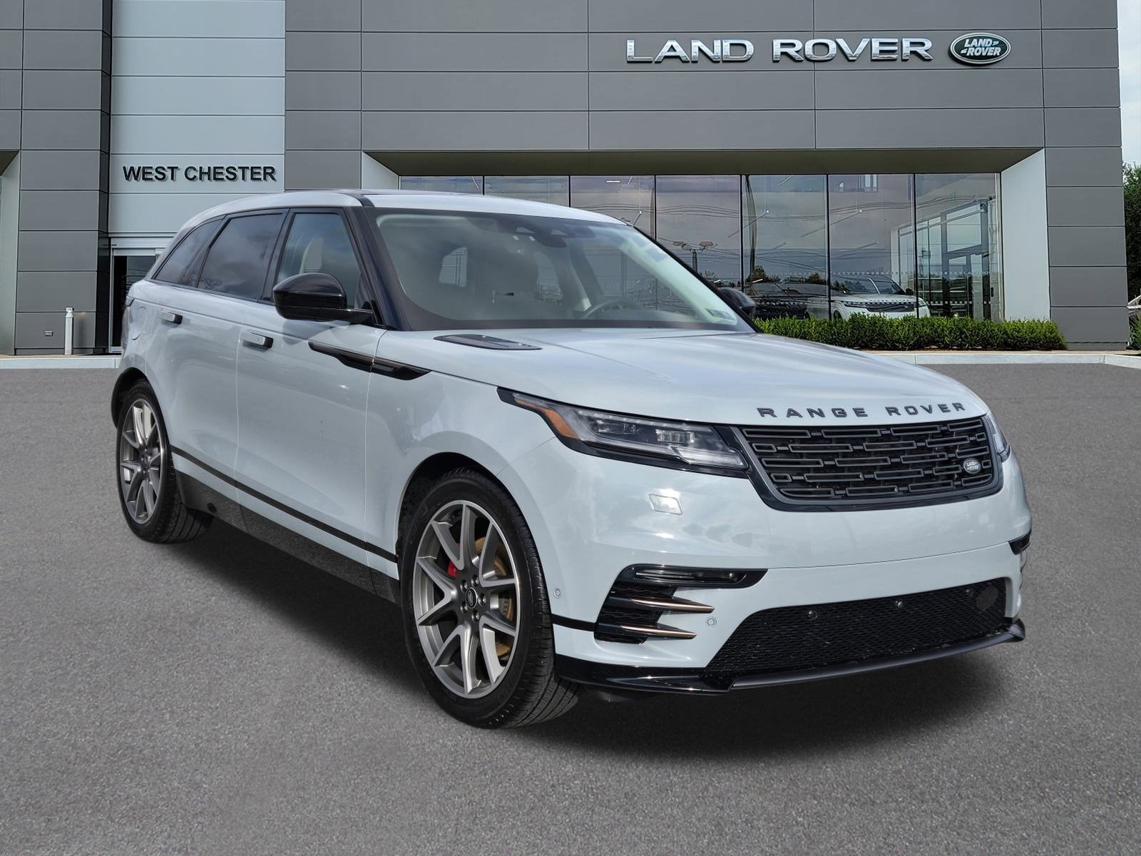 2025 Land Rover Range Rover Velar Dynamic SE