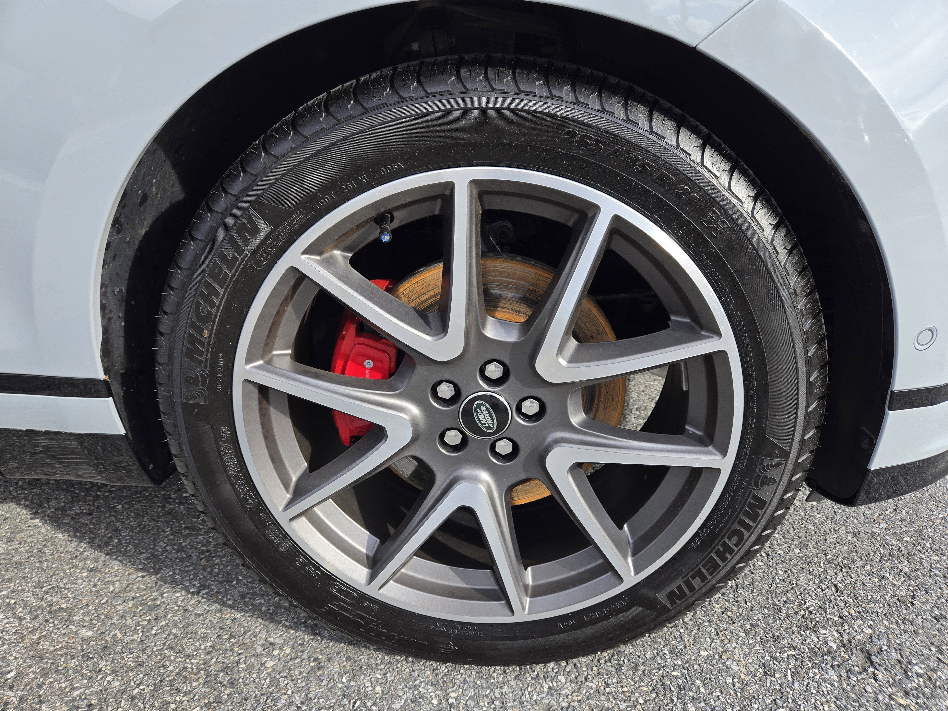 2025 Land Rover Range Rover Velar Dynamic SE